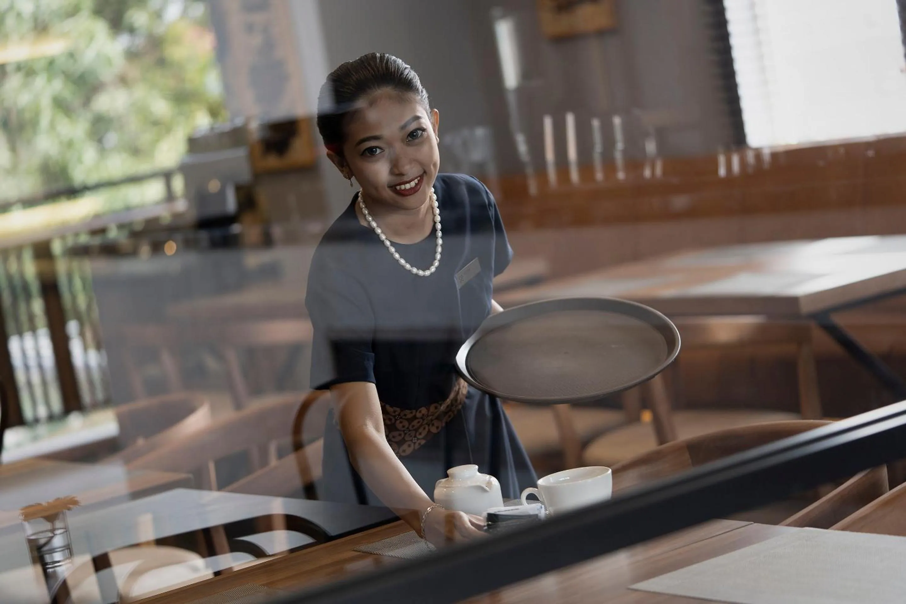 Restaurant/places to eat in BATIQA Hotel Darmo - Surabaya