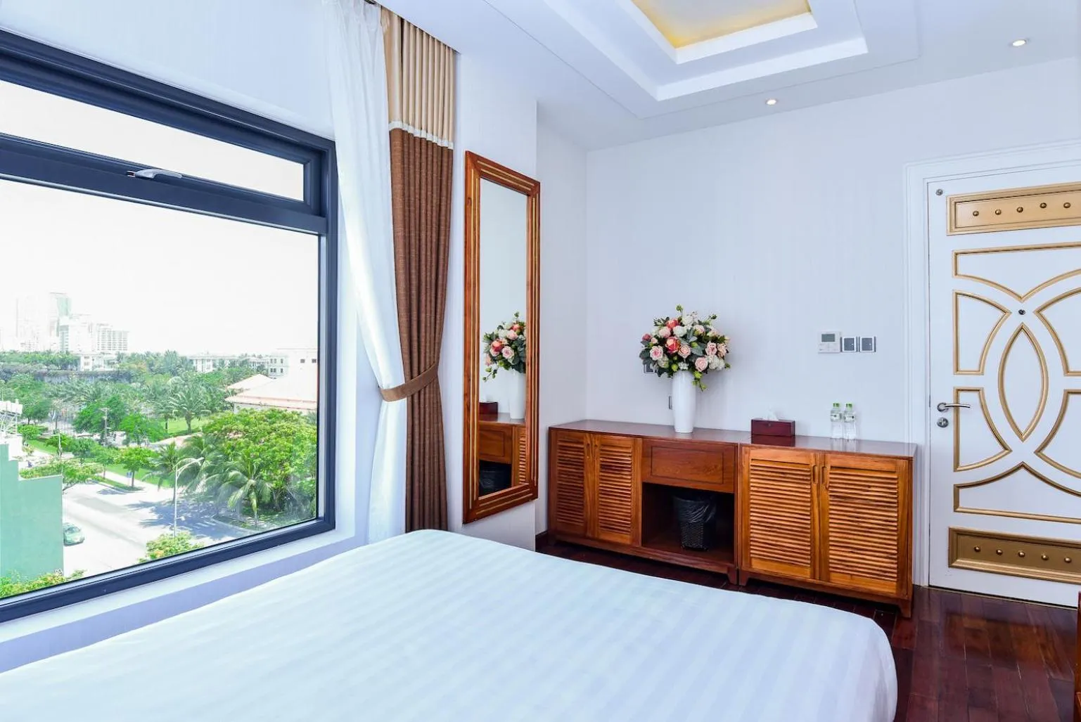 Bed in Rung Huong Apartment