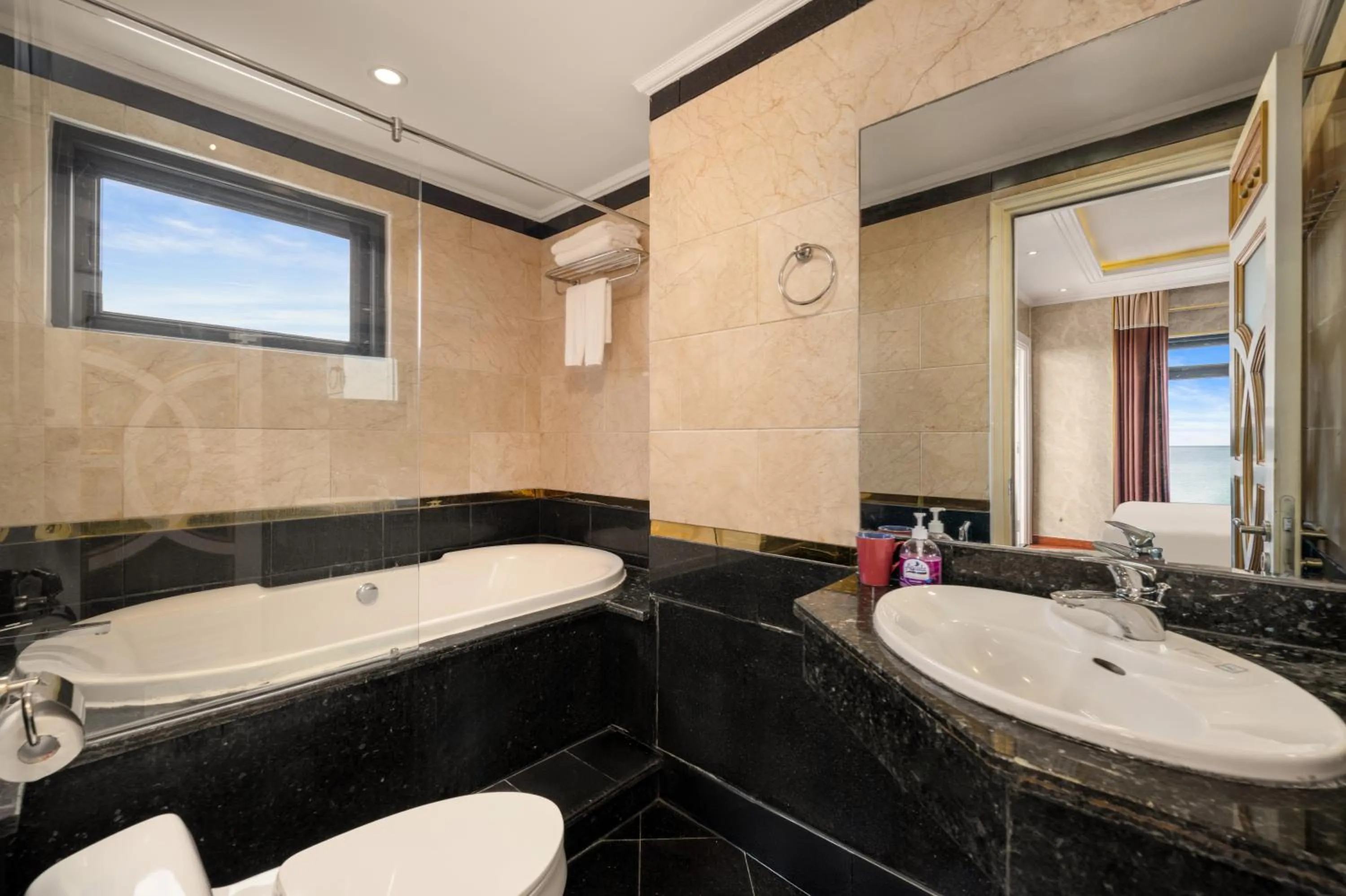 Toilet in Rung Huong Apartment