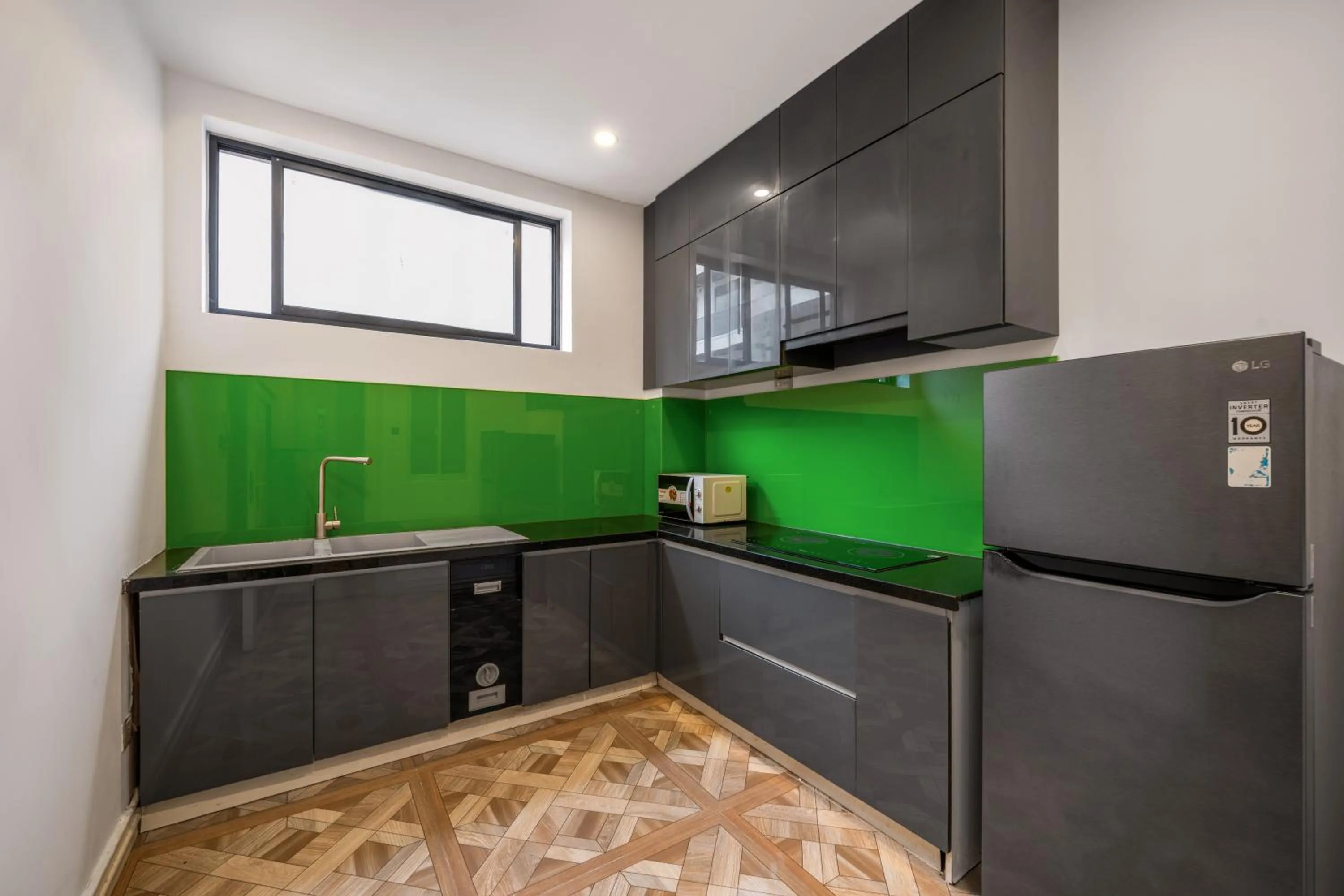 Kitchen or kitchenette in Rung Huong Apartment