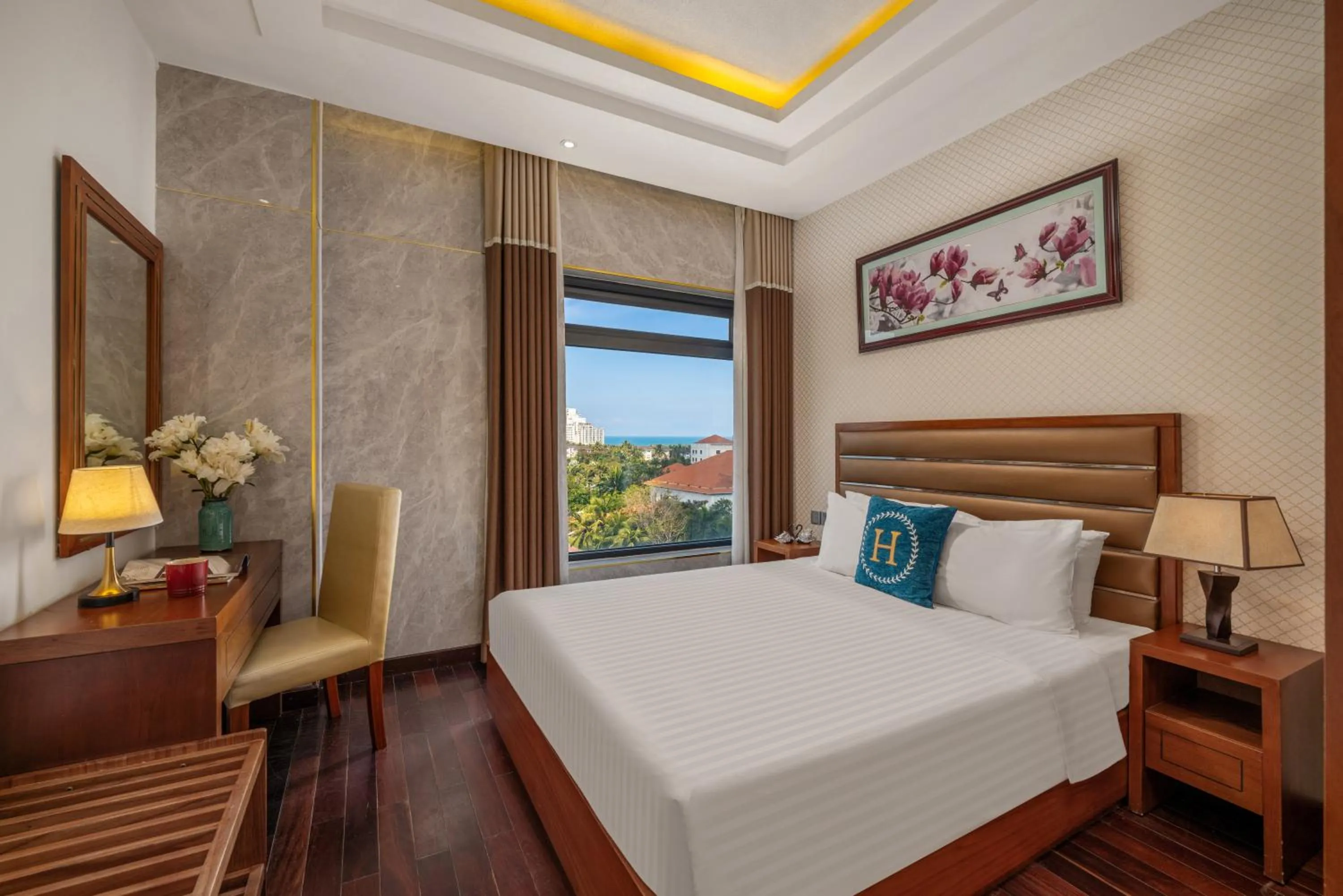 Bedroom, Bed in Rung Huong Apartment