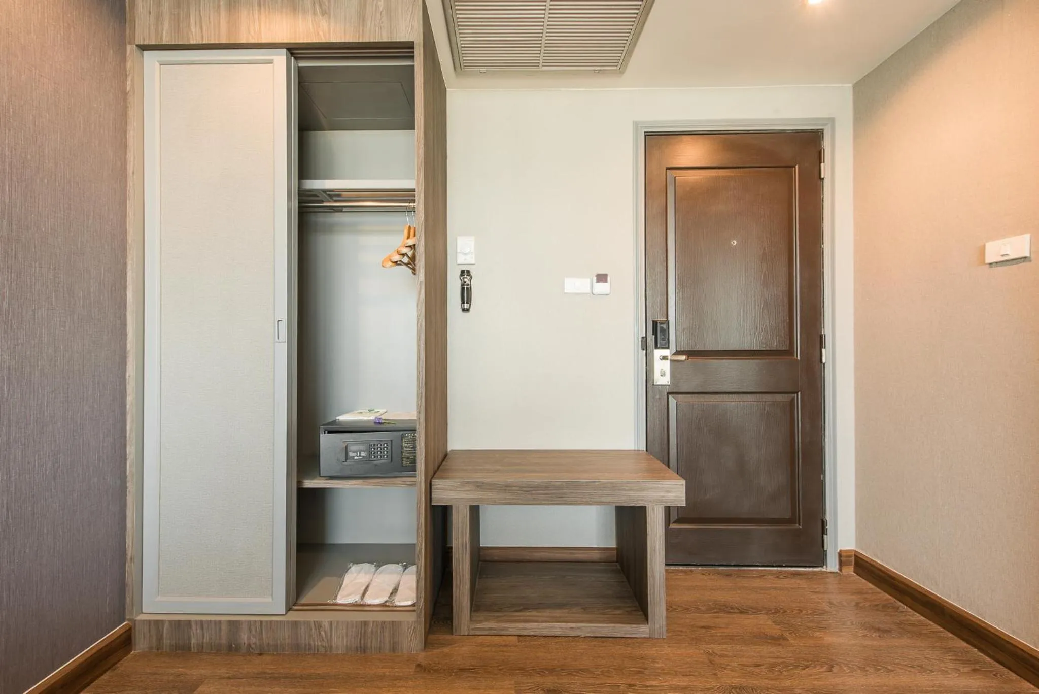 wardrobe in Siam Mandarina Hotel - Free BKK Airport Shuttle