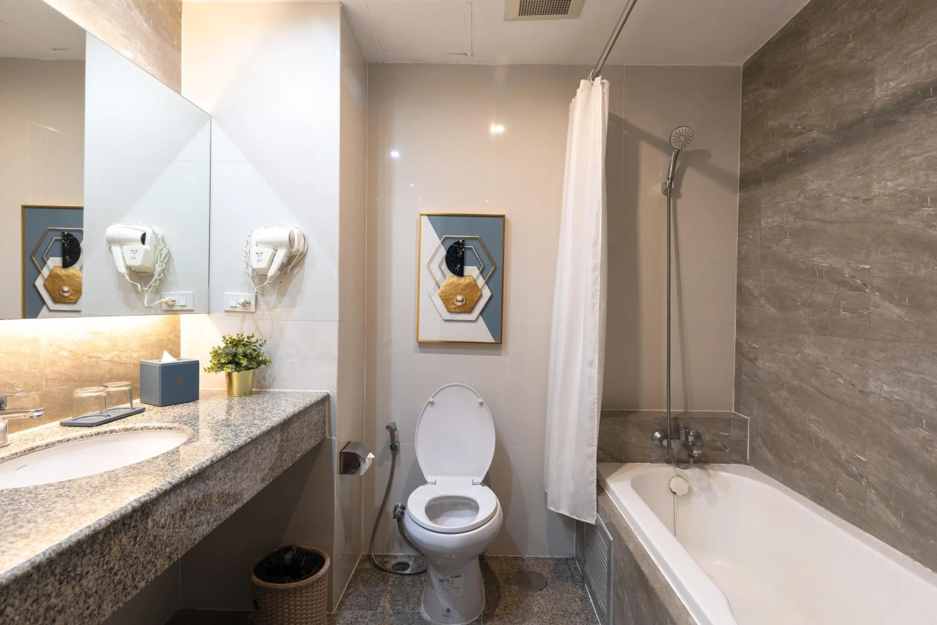 Toilet in Siam Mandarina Hotel - Free BKK Airport Shuttle