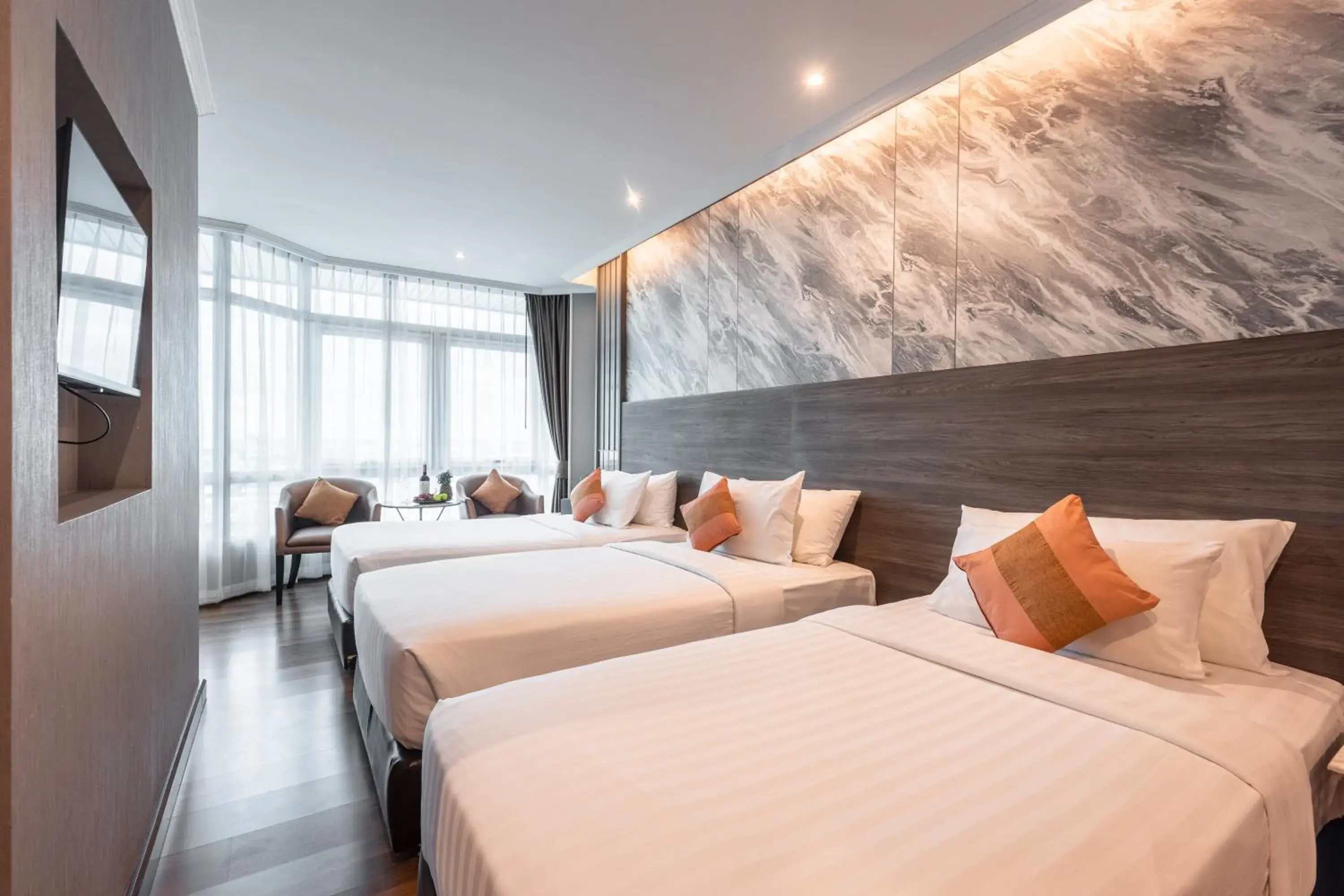 Deluxe Triple Room in Siam Mandarina Hotel - Free BKK Airport Shuttle Deluxe Triple Room in Siam Mandarina Hotel - Free BKK Airport Shuttle