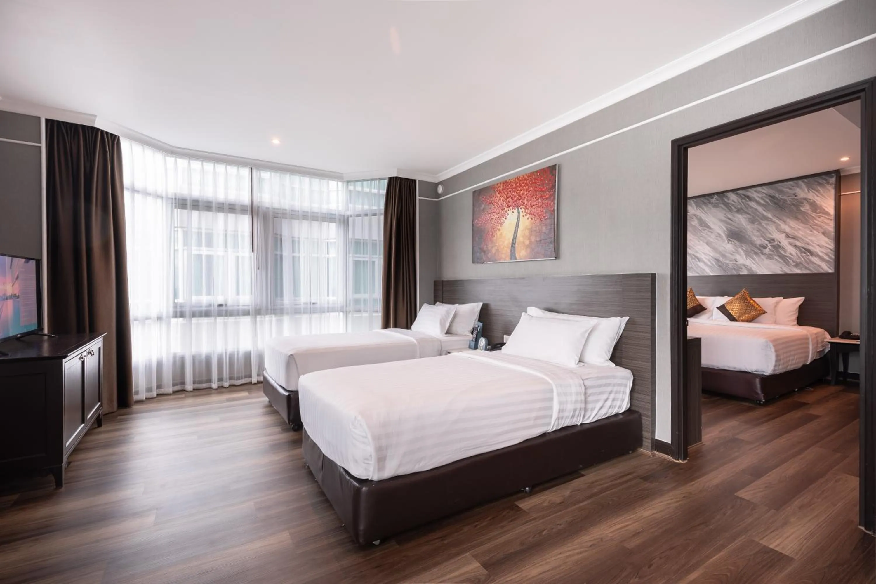 Bed in Siam Mandarina Hotel - Free BKK Airport Shuttle