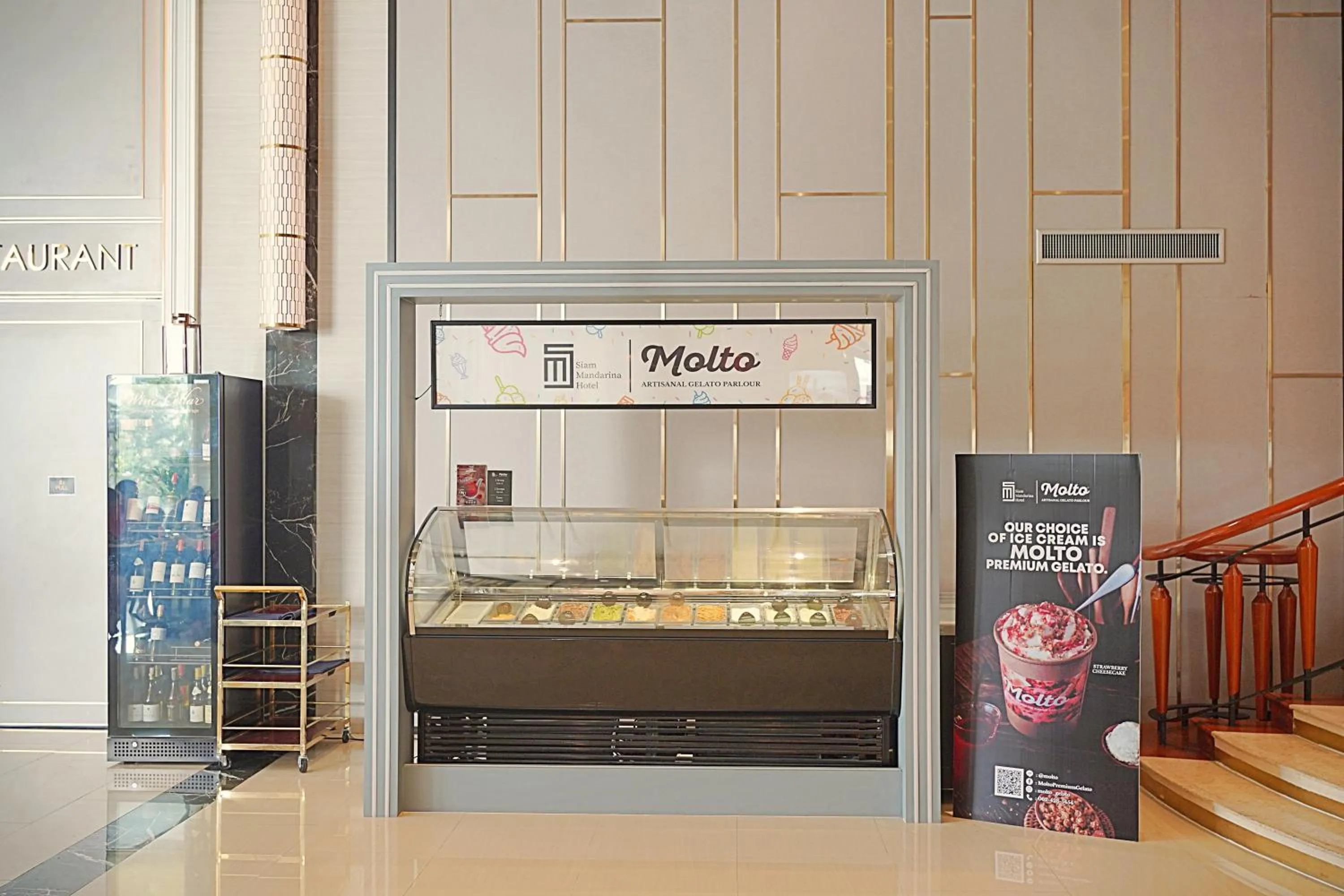 Restaurant/places to eat in Siam Mandarina Hotel - Free BKK Airport Shuttle