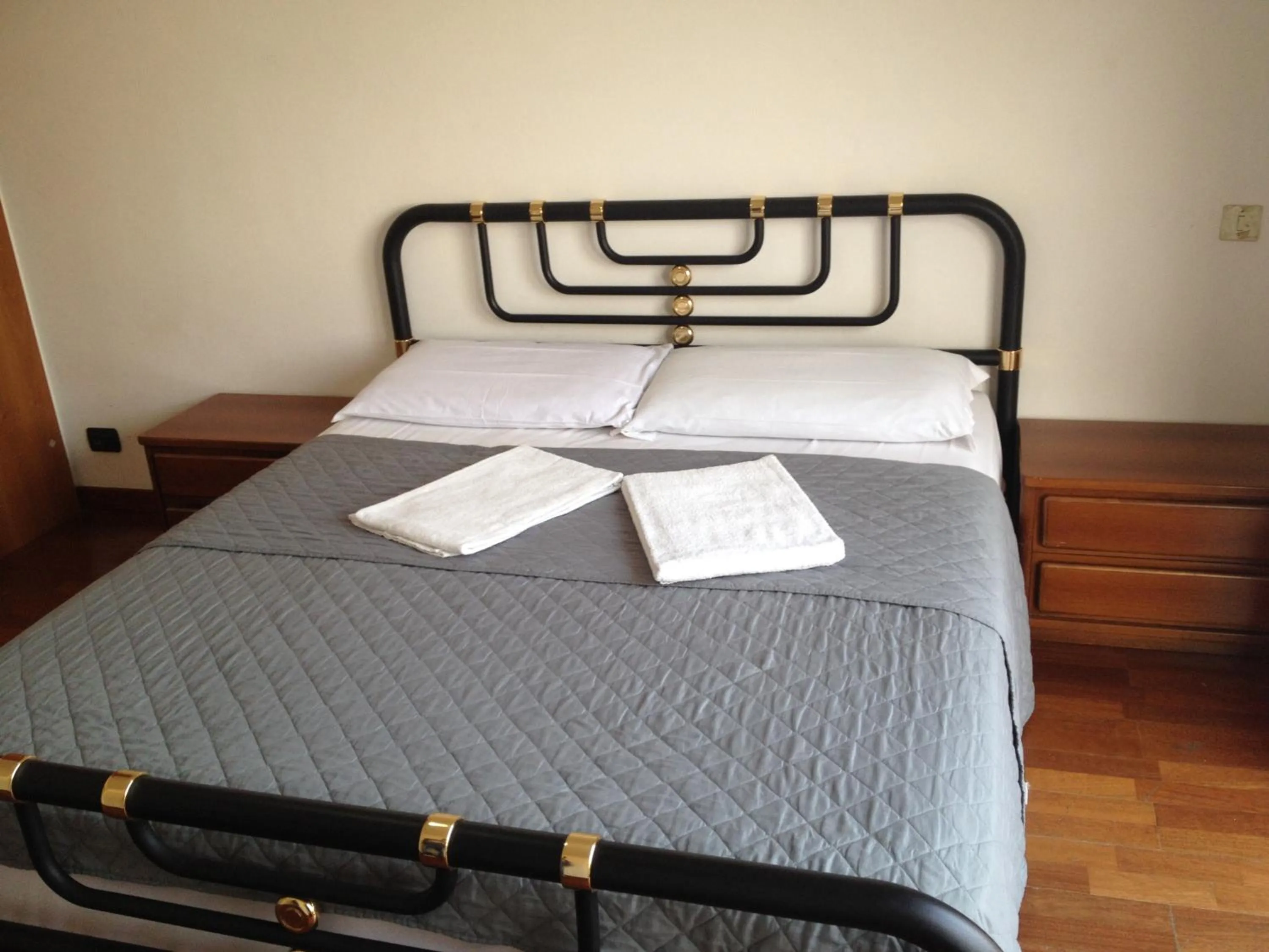 Bedroom, Bed in Star Hostel