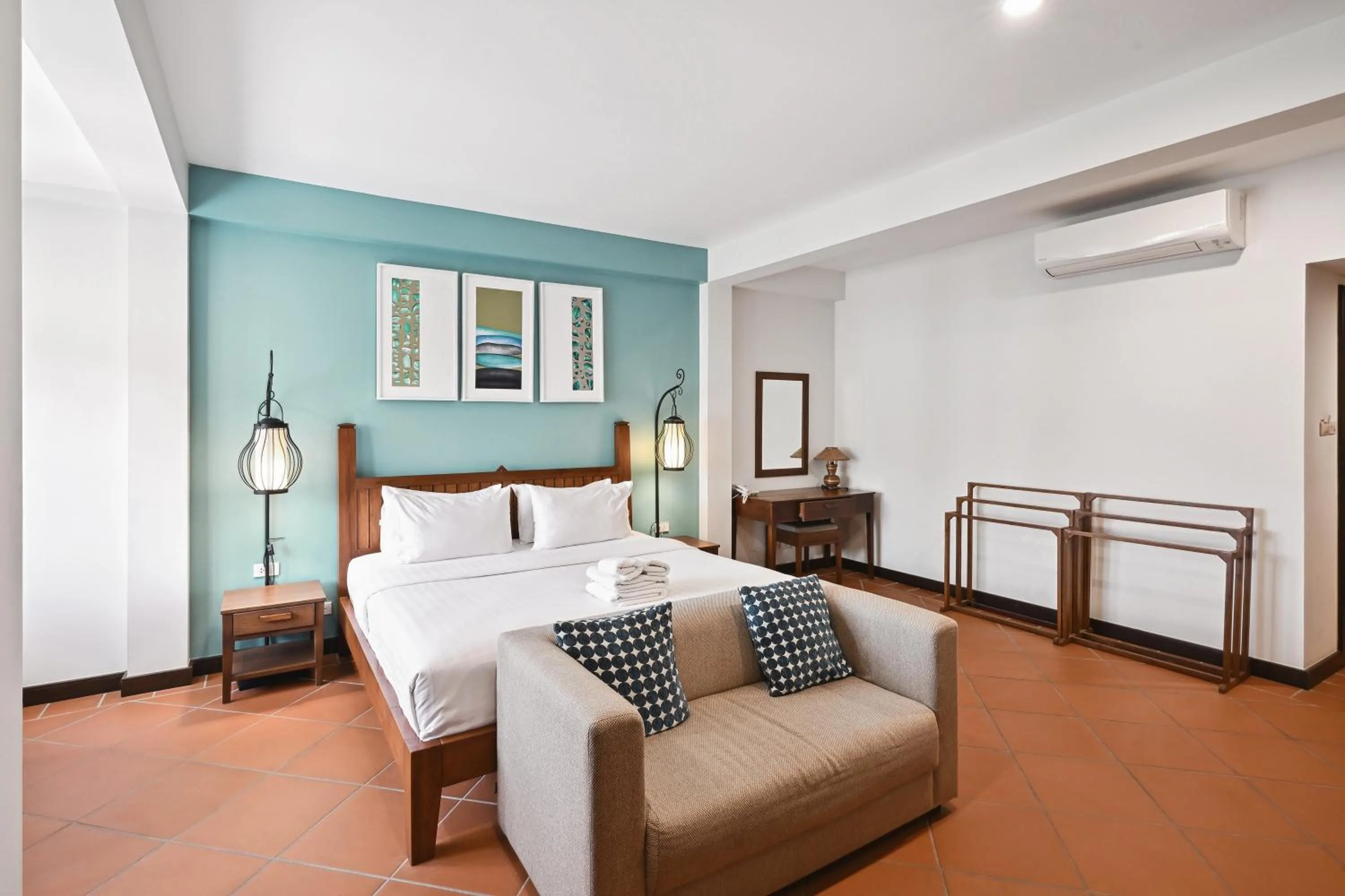 Bed in Villa Sanpakoi