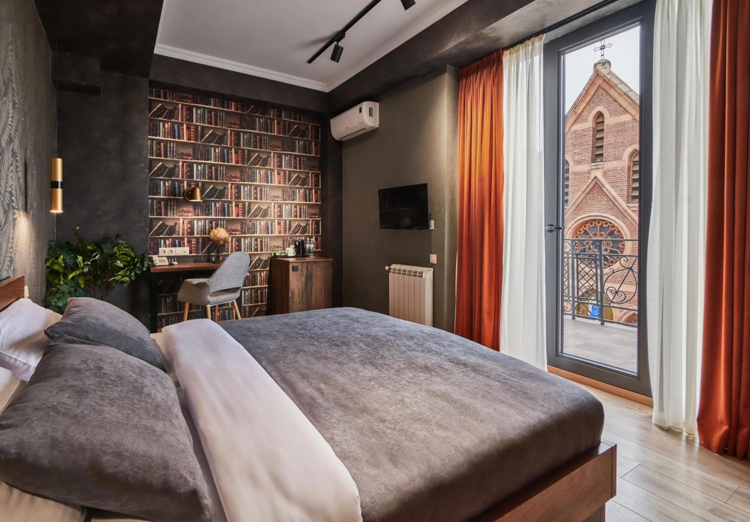 Bedroom, Bed in Hotel City