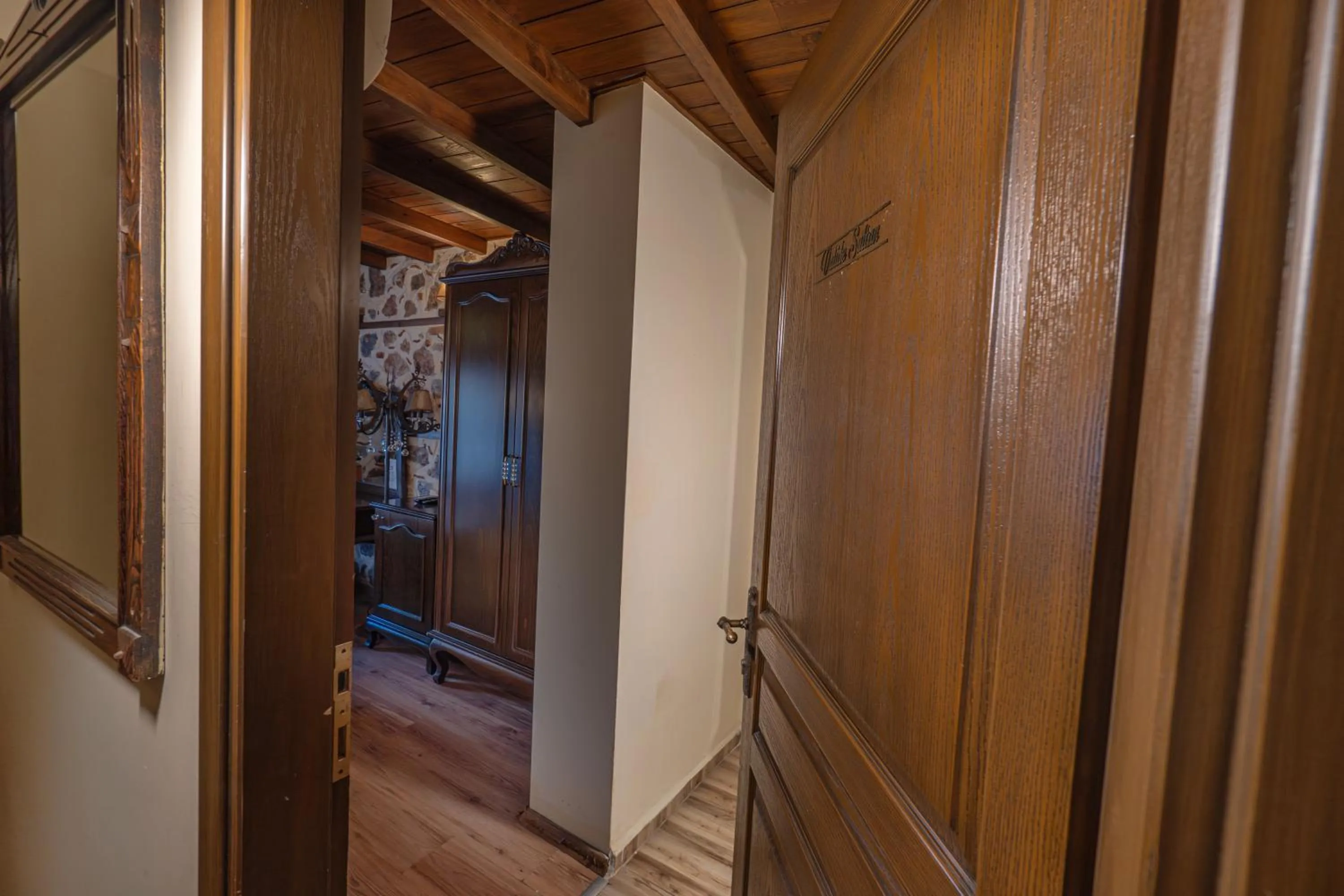 wardrobe in Harmony Butik Otel