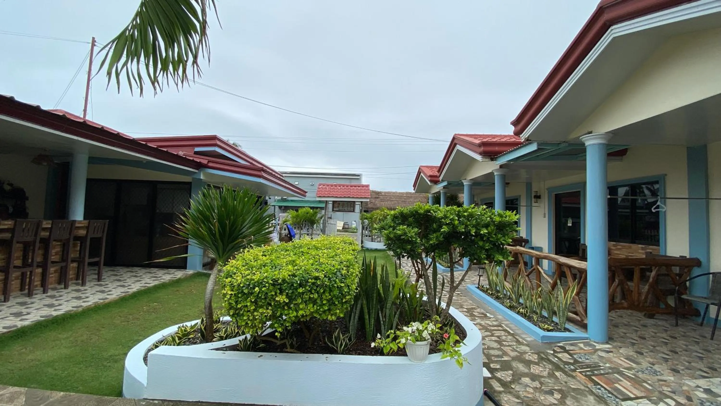 Aloha Seaside Resort