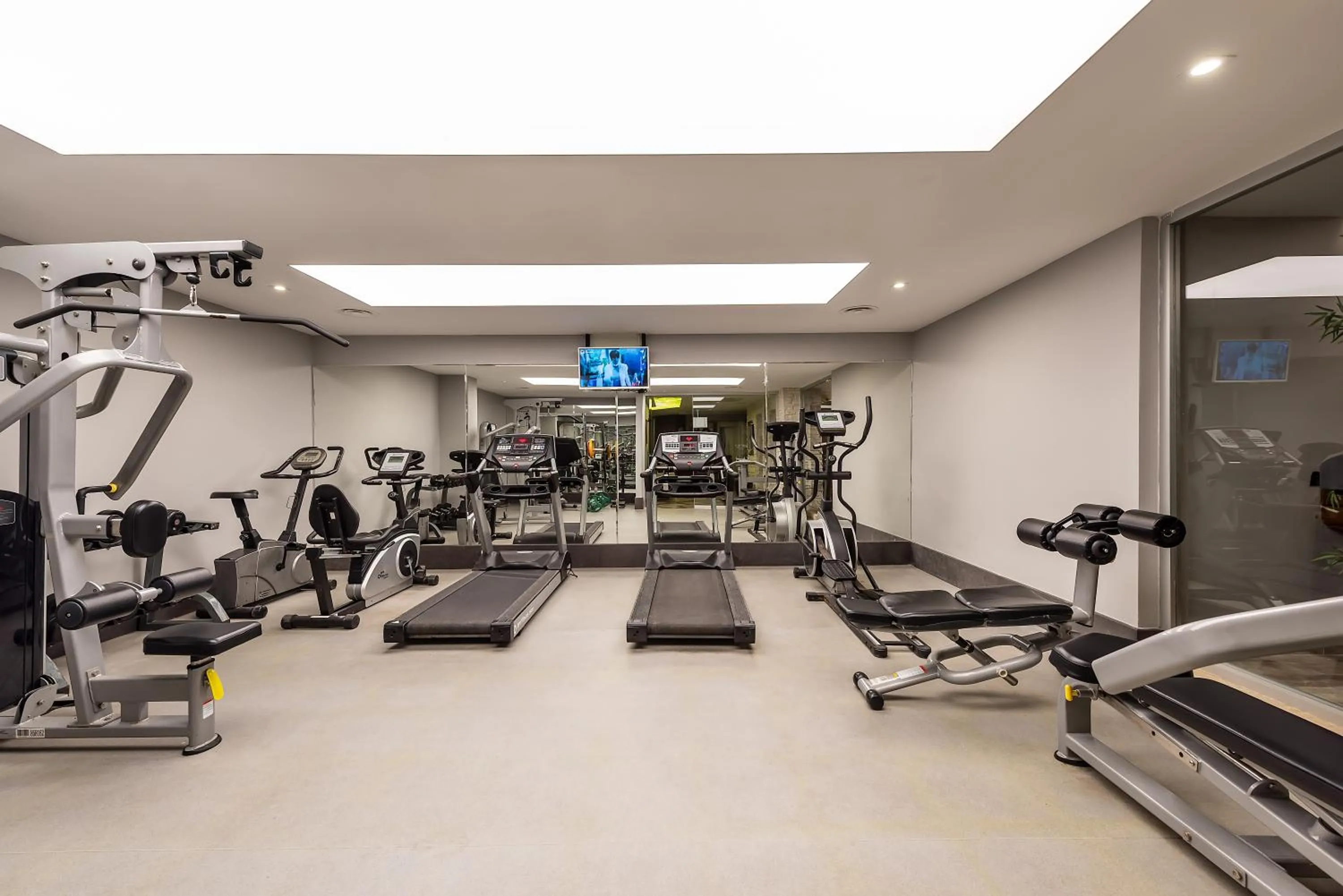 Fitness centre/facilities in White City Beach Adult Only