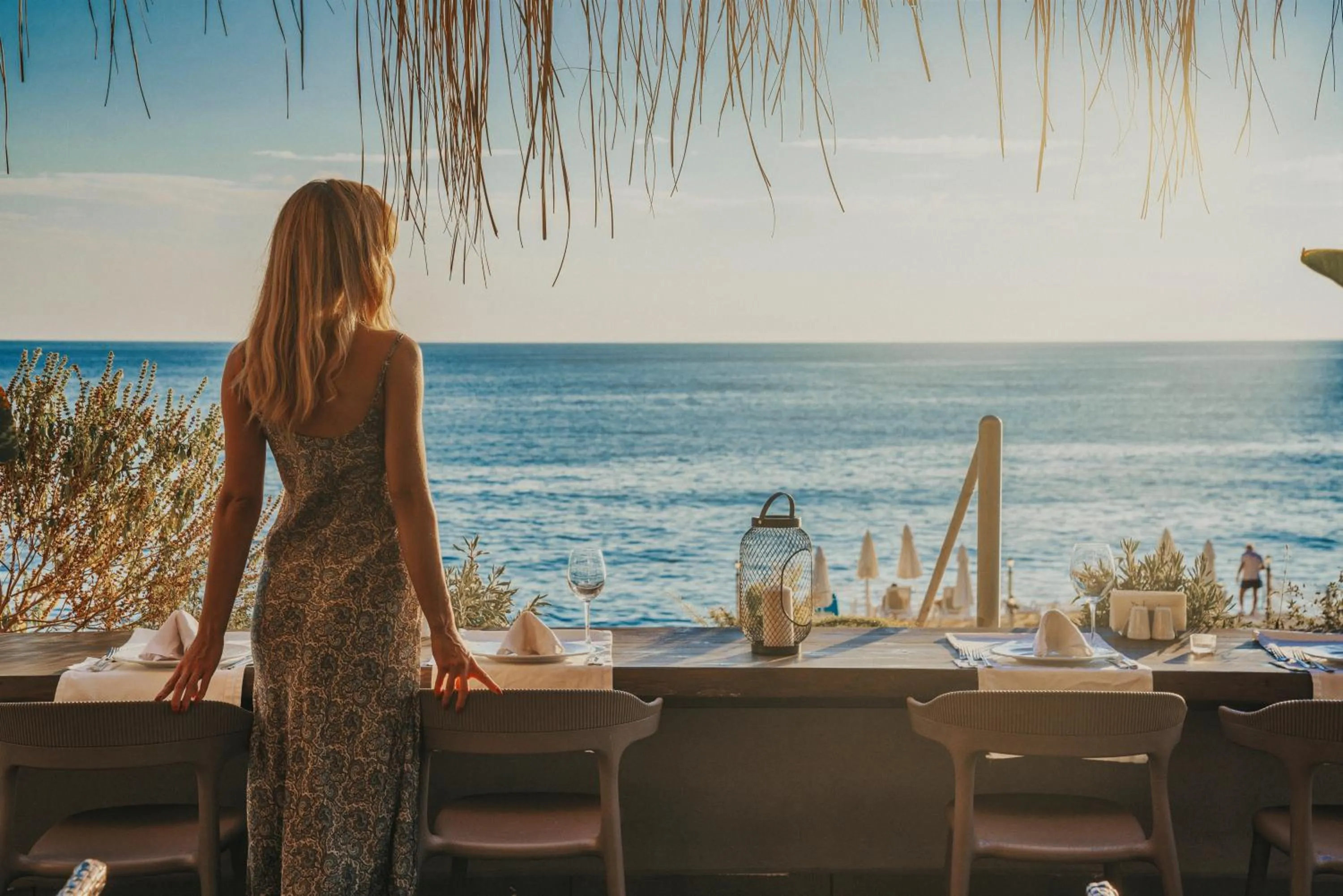 Restaurant/places to eat in White City Beach Adult Only