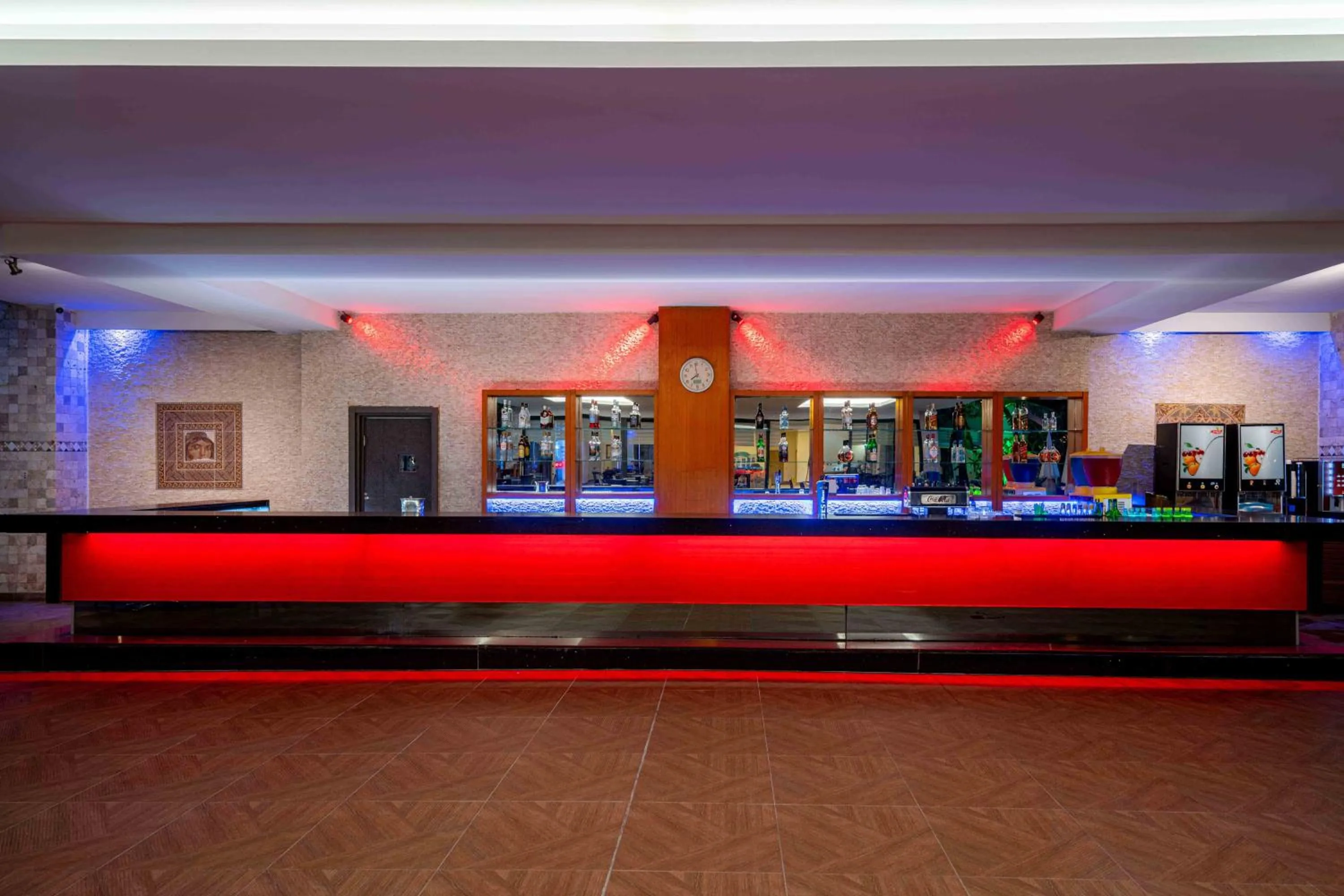 Lounge or bar in Telatiye Resort Hotel