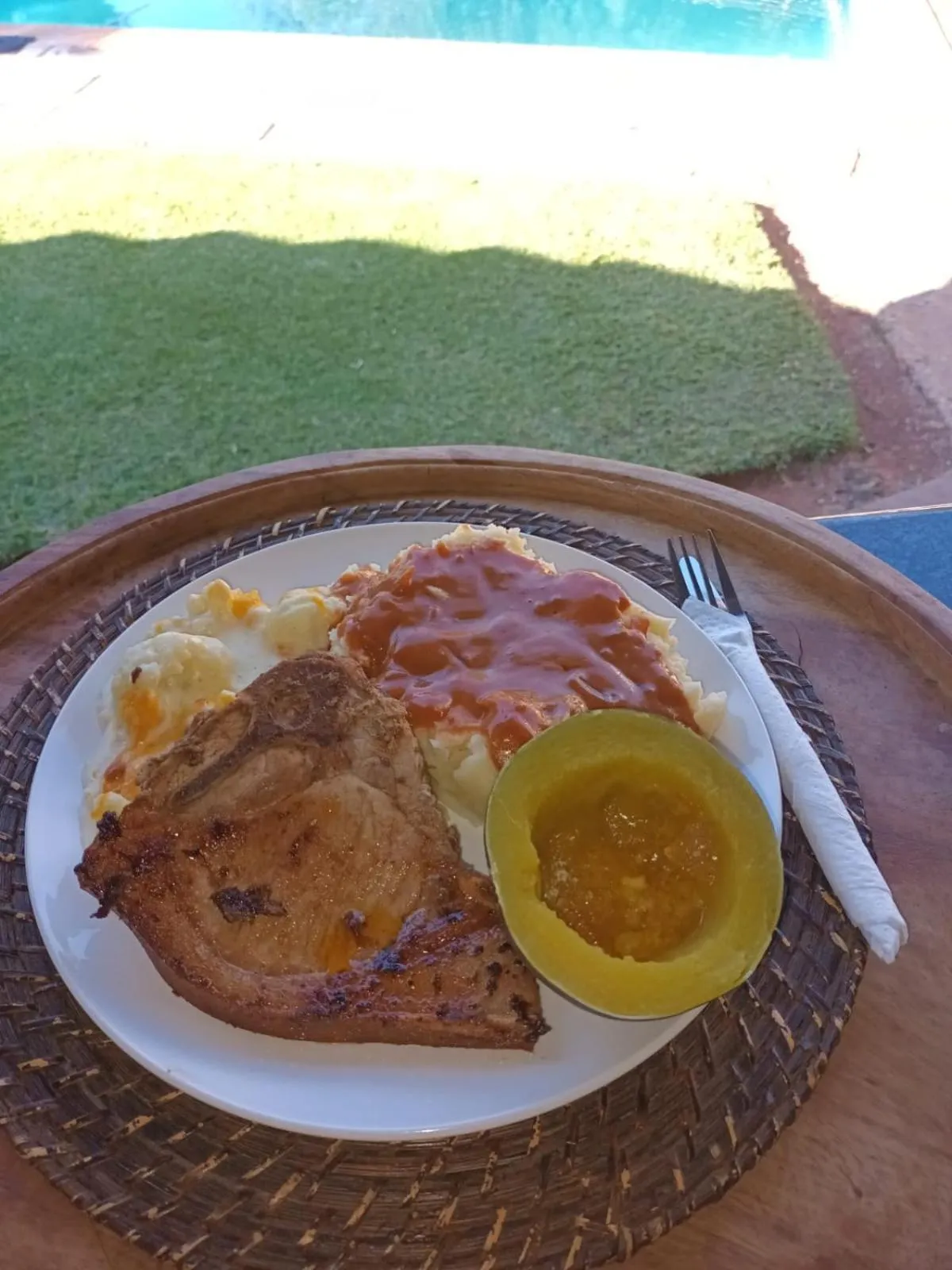 Meals in N4 Guest Lodge