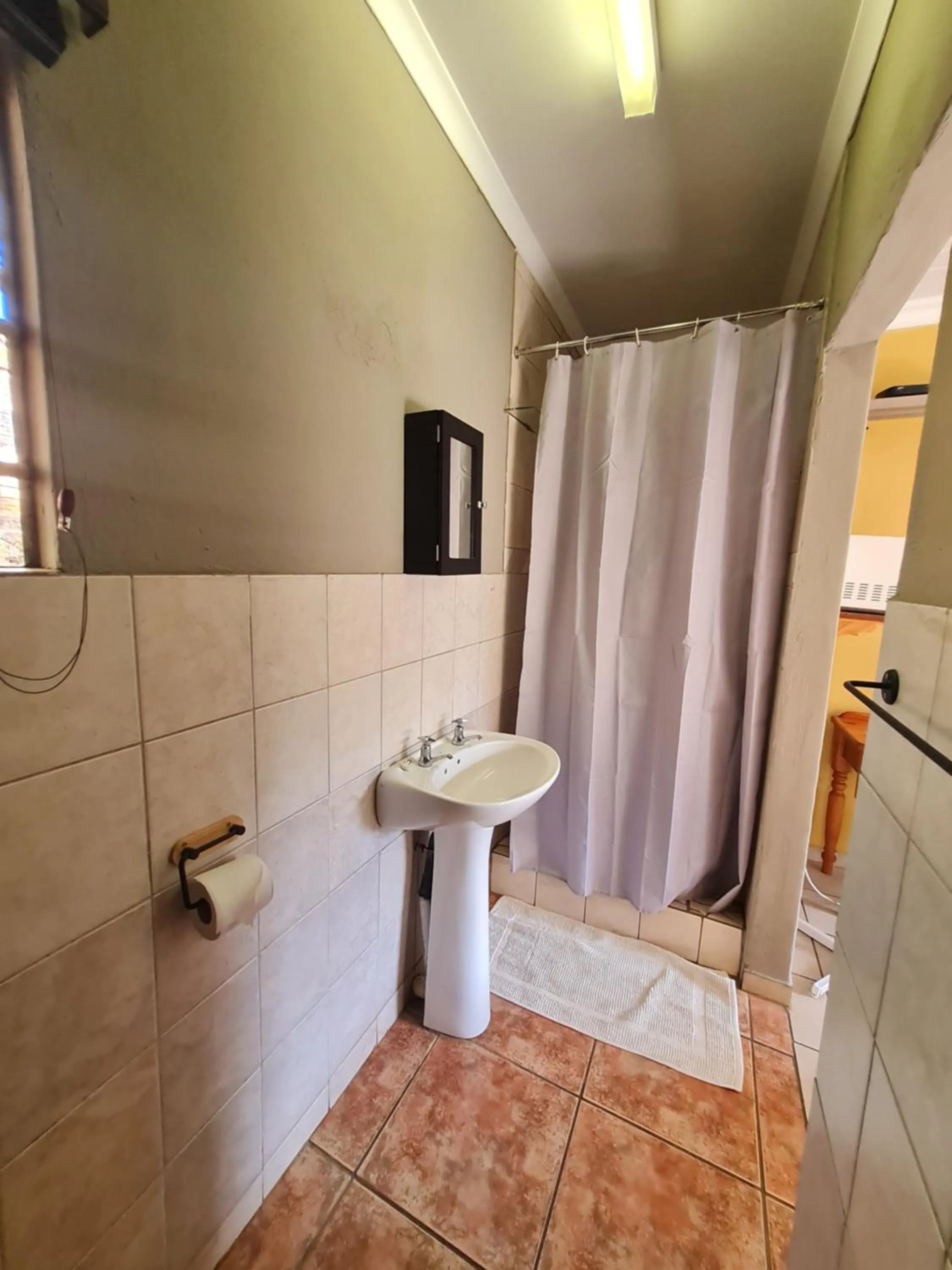 Bathroom in N4 Guest Lodge