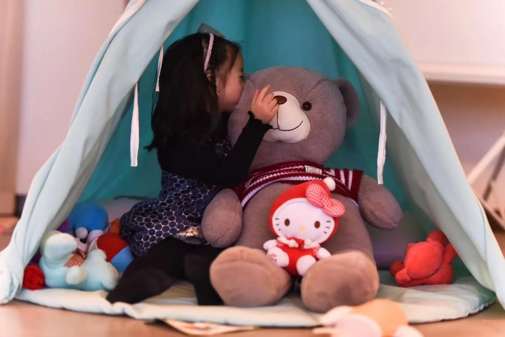 Bloom Over The Sea by JinSpecial