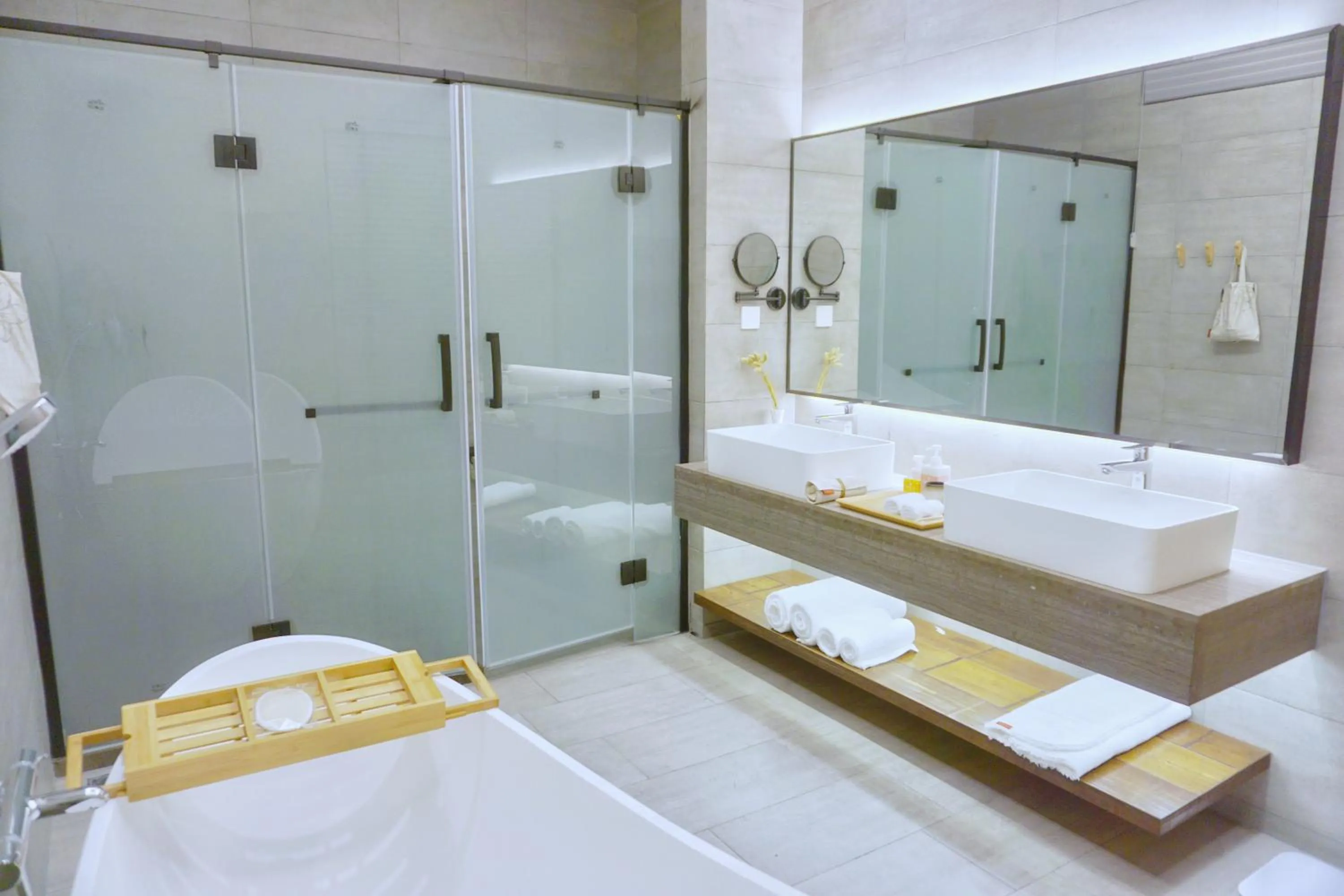 Shower in Bloom Over The Sea by JinSpecial