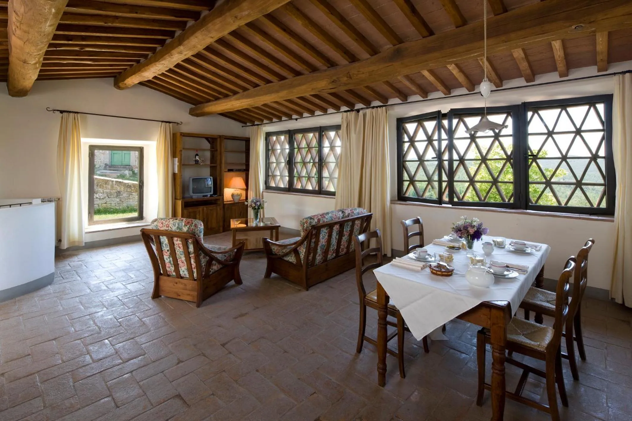 Patio in Castello Di Meleto