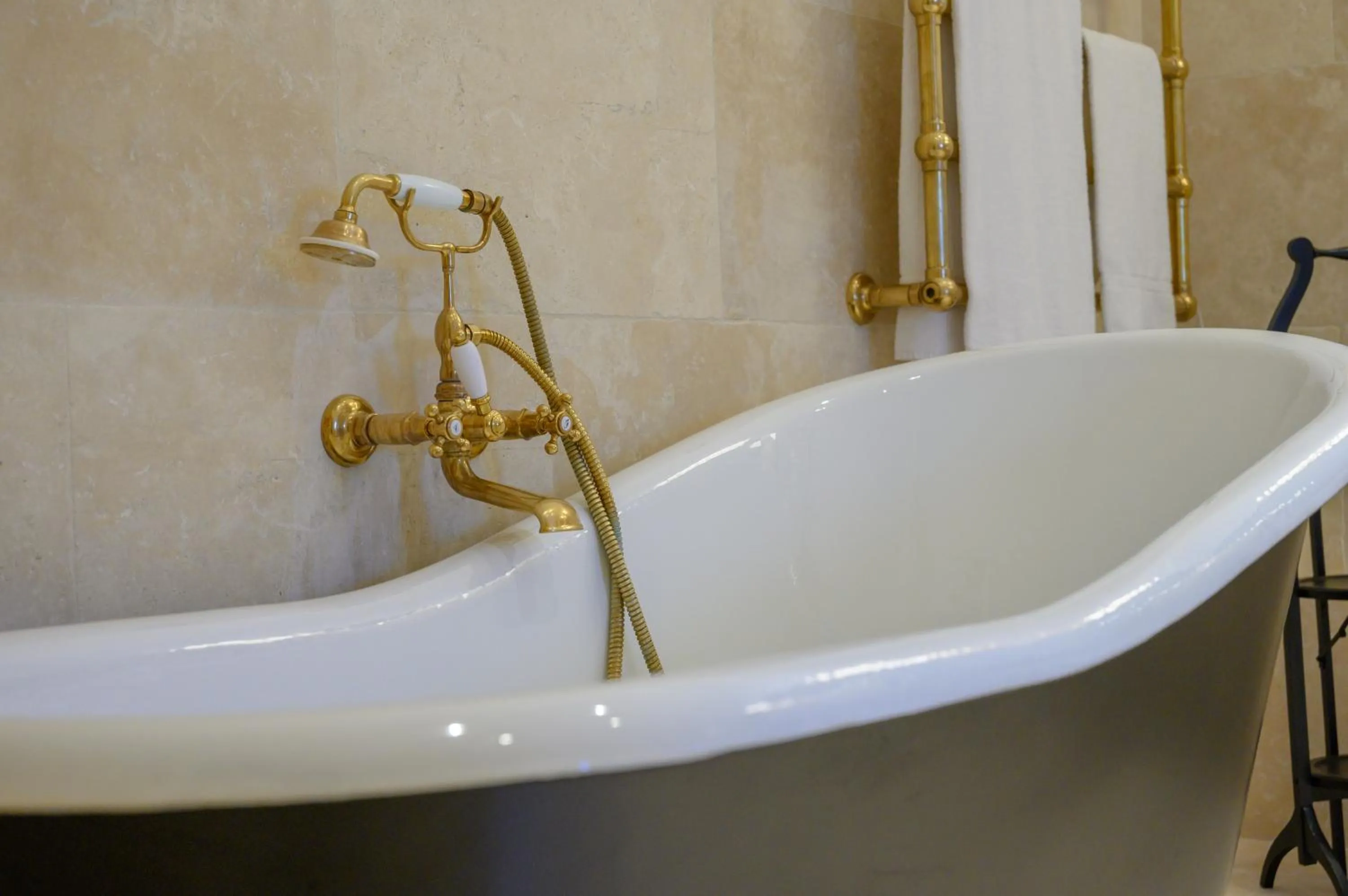 Bathroom in Castello Di Meleto