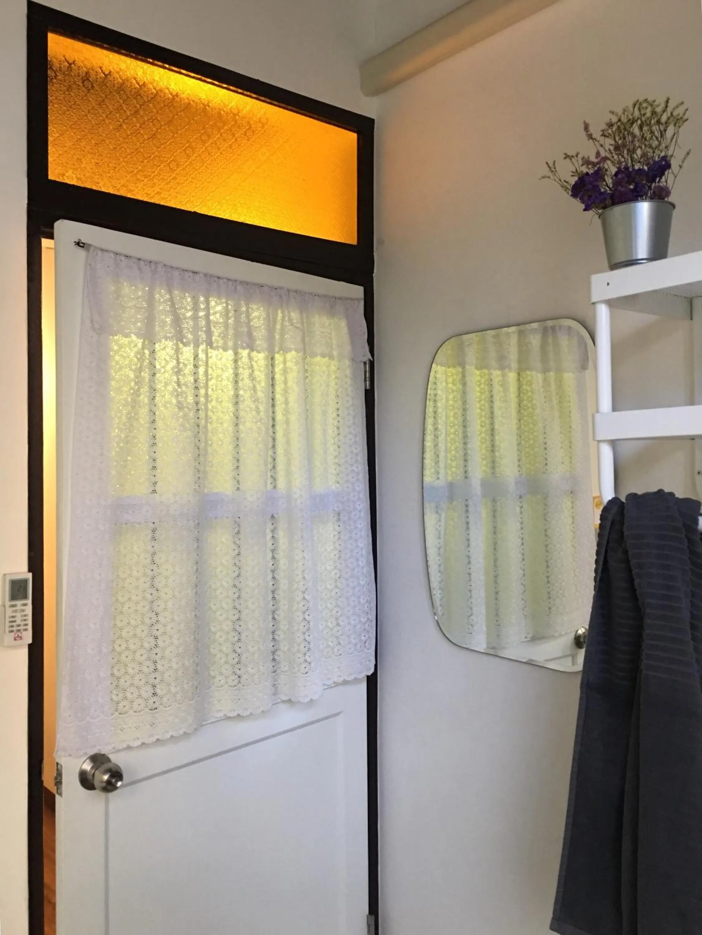 Decorative detail in Bangkok Sanookdee Hostel