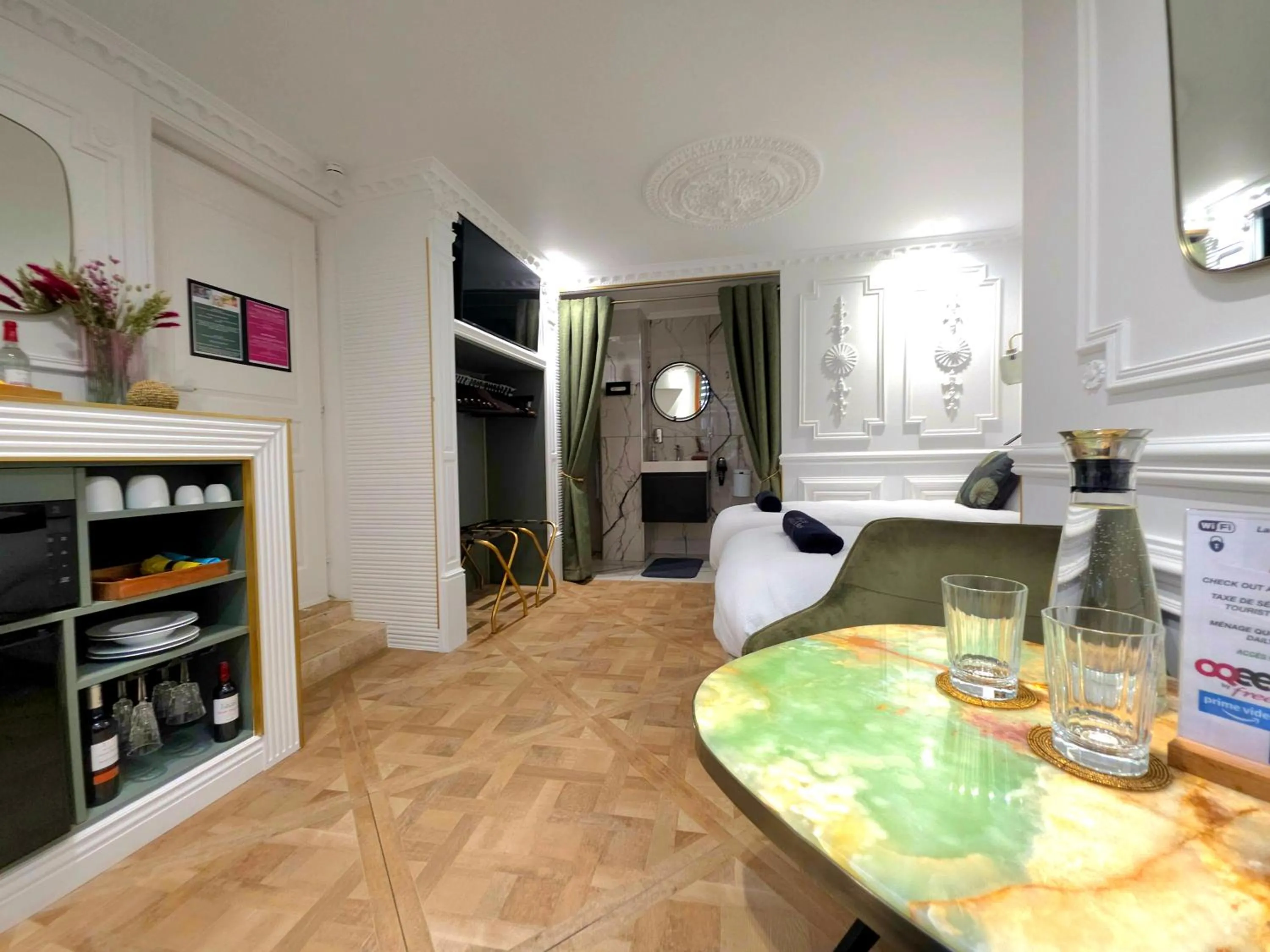 Photo of the whole room in La Belle Endormie B&B French Guest house