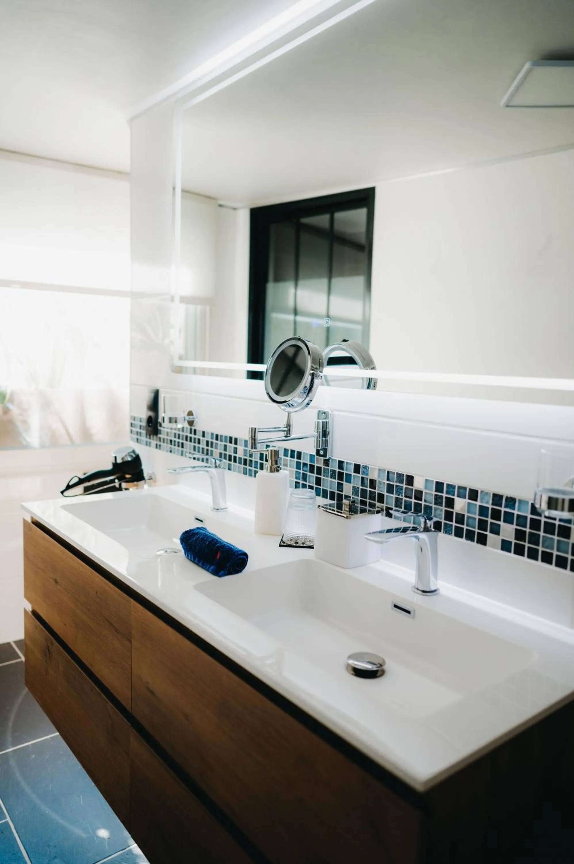 Bathroom in La Belle Endormie B&B French Guest house
