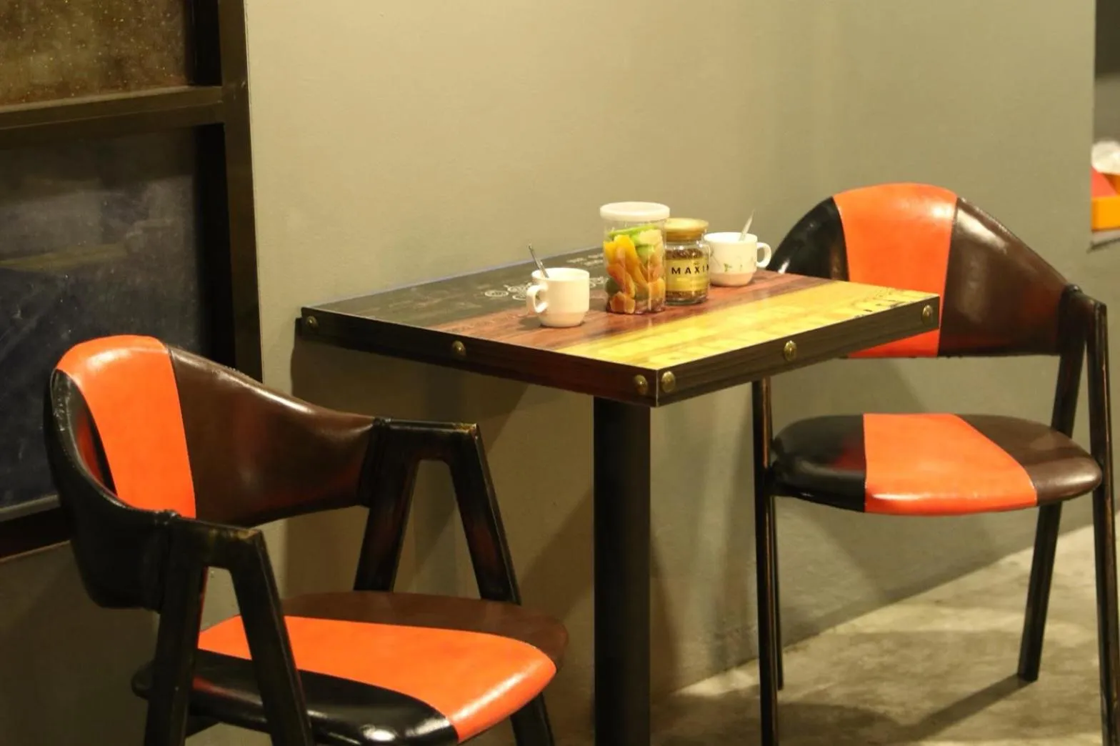 Seating area in Baan Paea Guest House