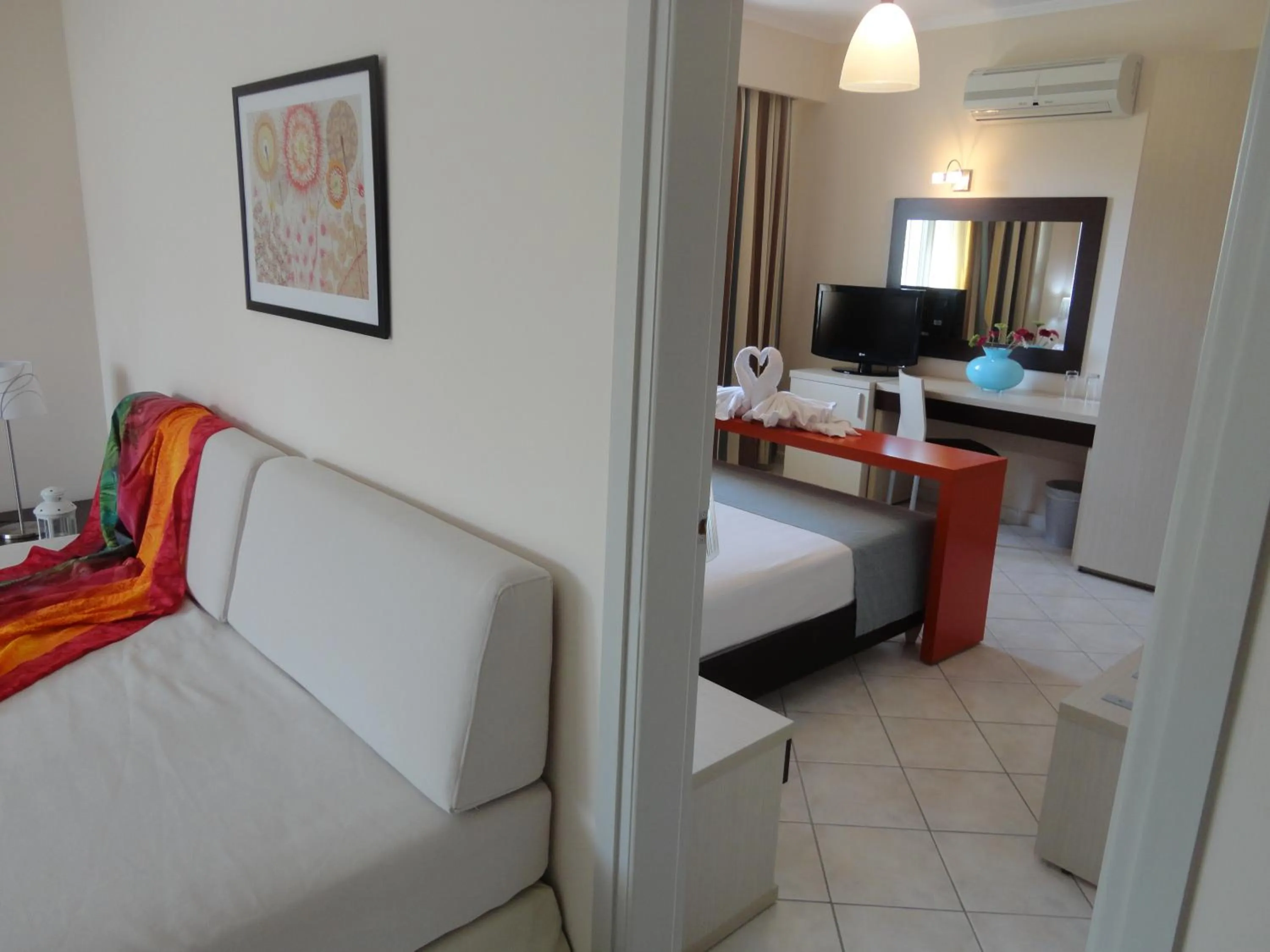 Photo of the whole room, Bed in Al Mare Hotel