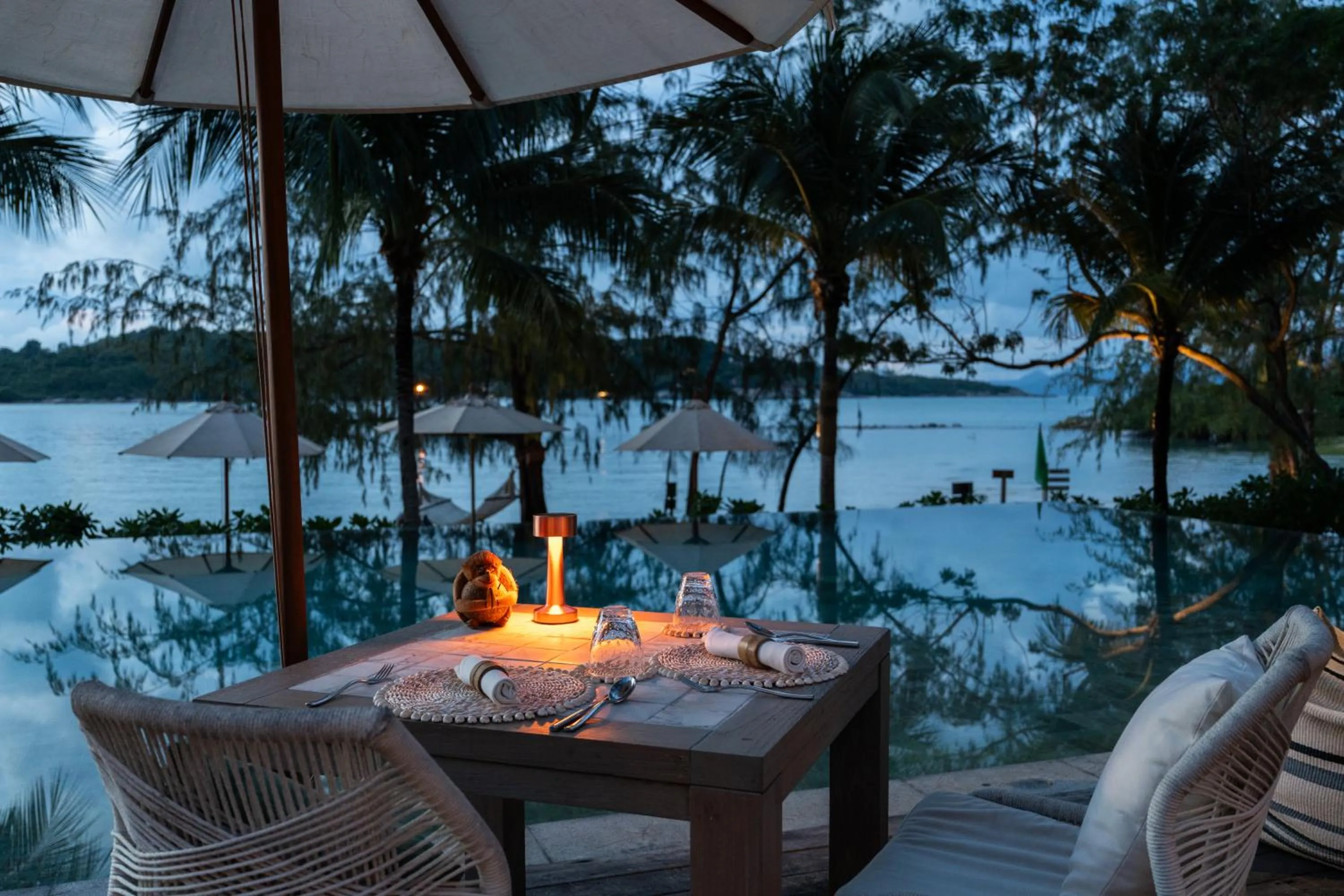 Restaurant/places to eat in Cape Fahn Hotel - Private Islands Samui