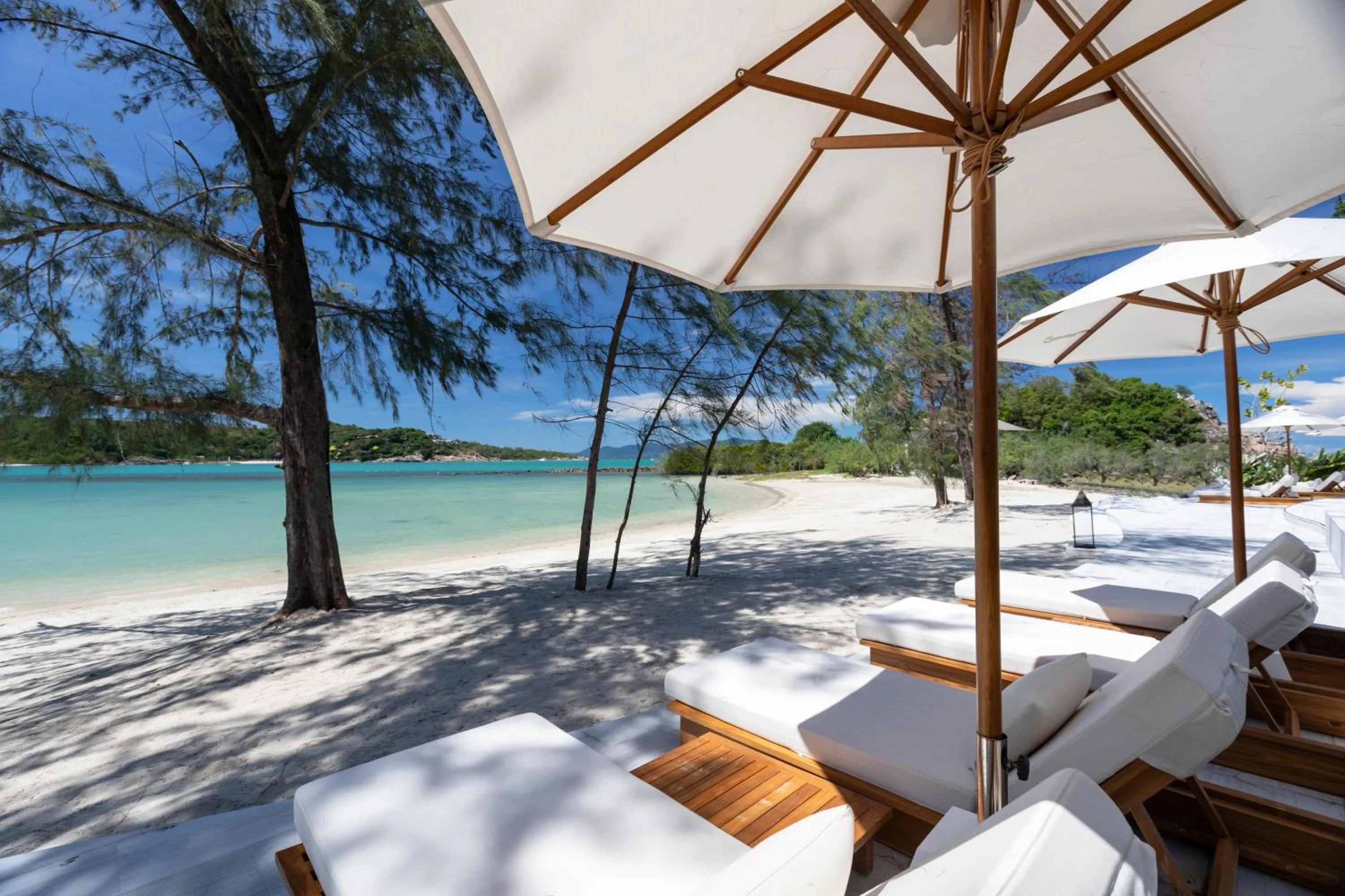 Beach in Cape Fahn Hotel - Private Islands Samui