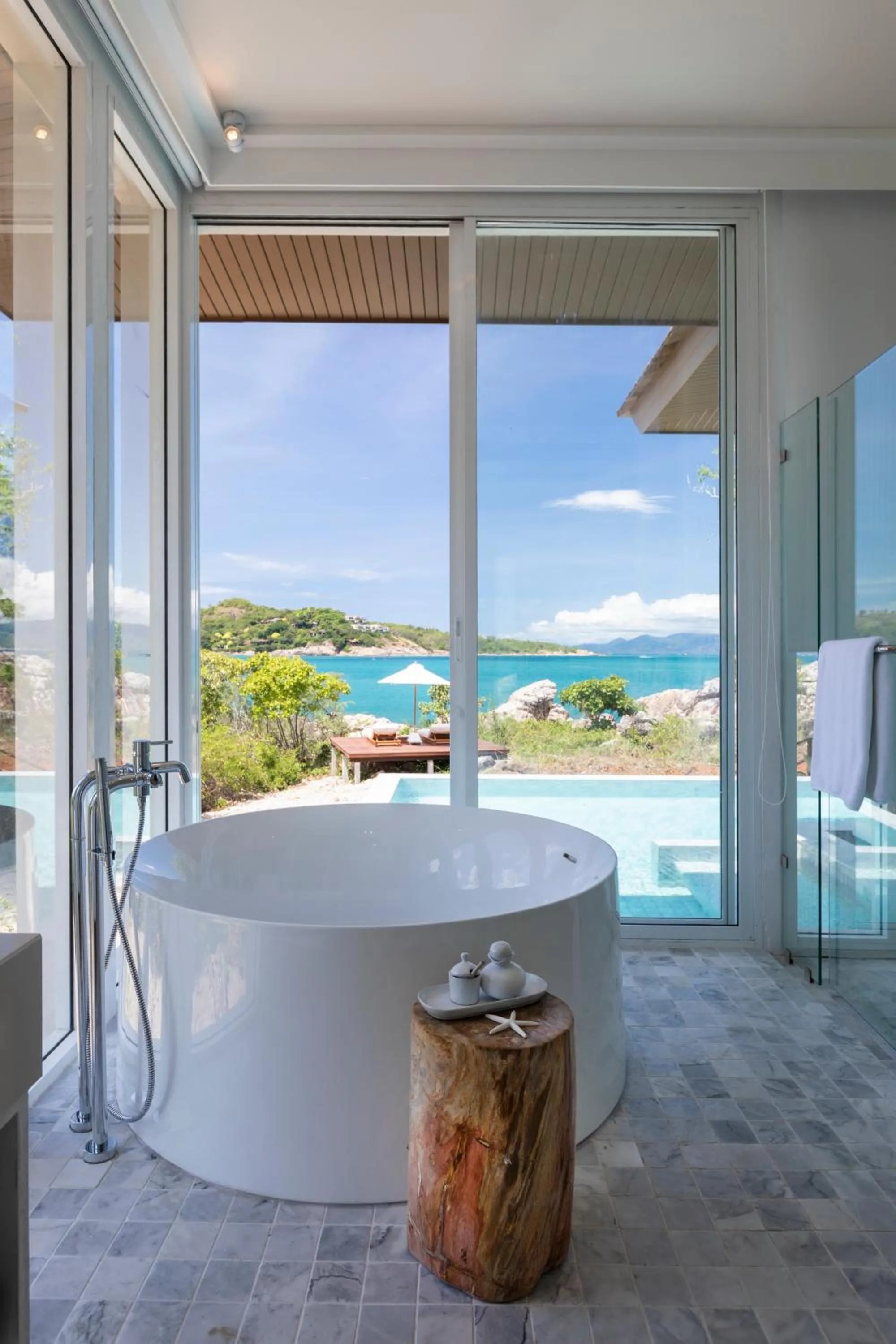 Bathroom in Cape Fahn Hotel - Private Islands Samui