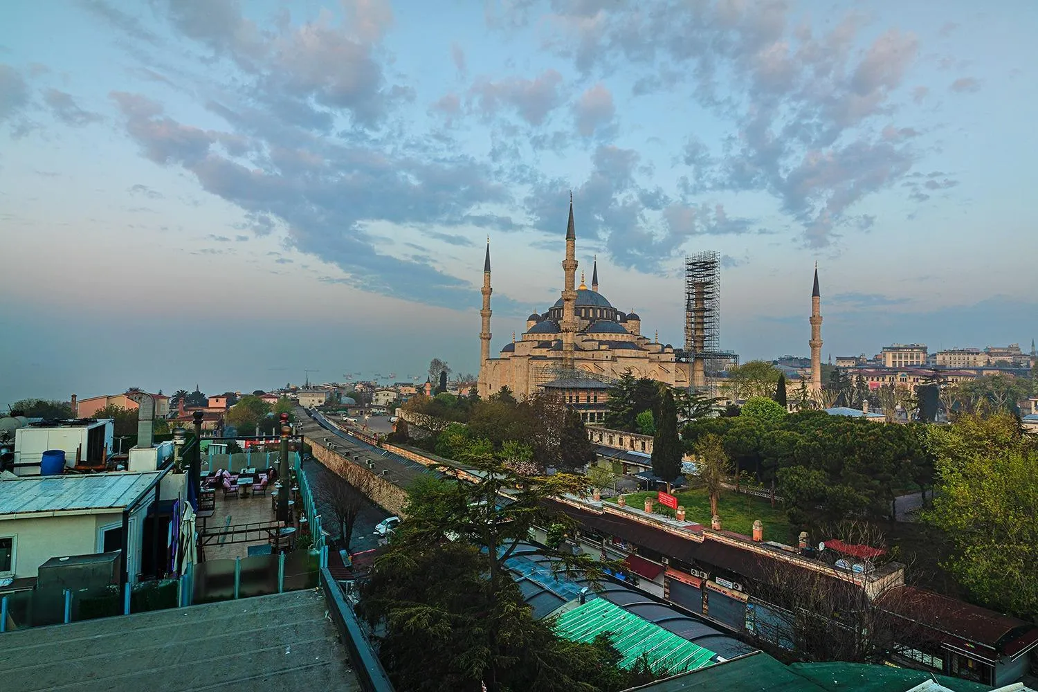 Balcony/Terrace in Aristocrat Hotel