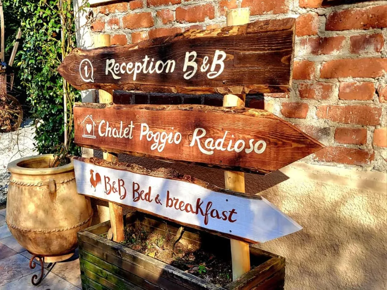 Logo/Certificate/Sign in B&B Relais Cascina al Campaccio