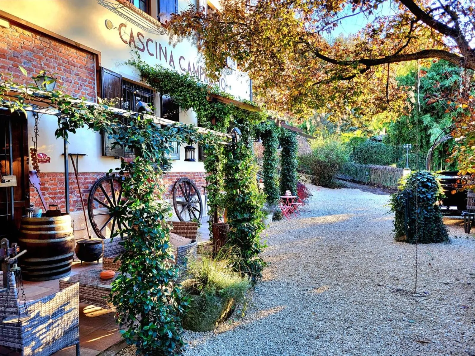 Garden view in B&B Relais Cascina al Campaccio