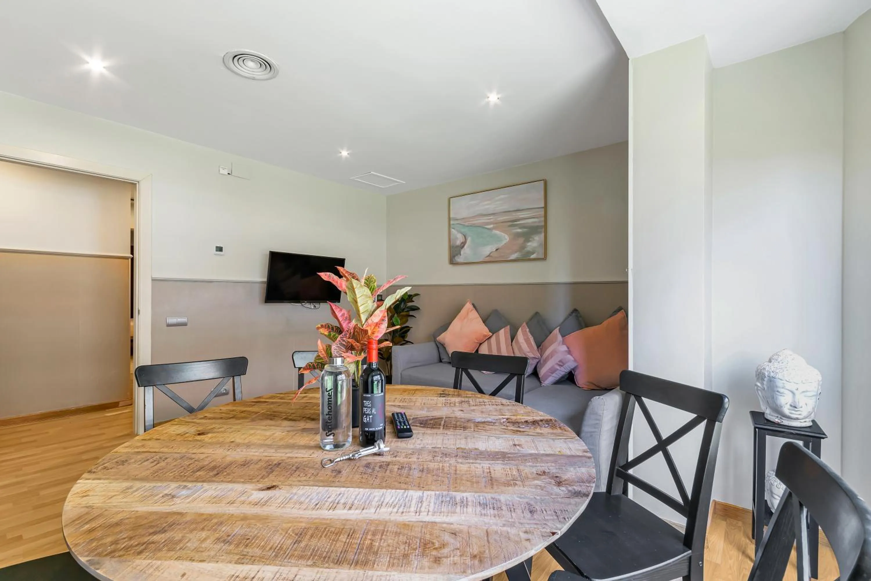 Dining area in Suite Home Sagrada Familia