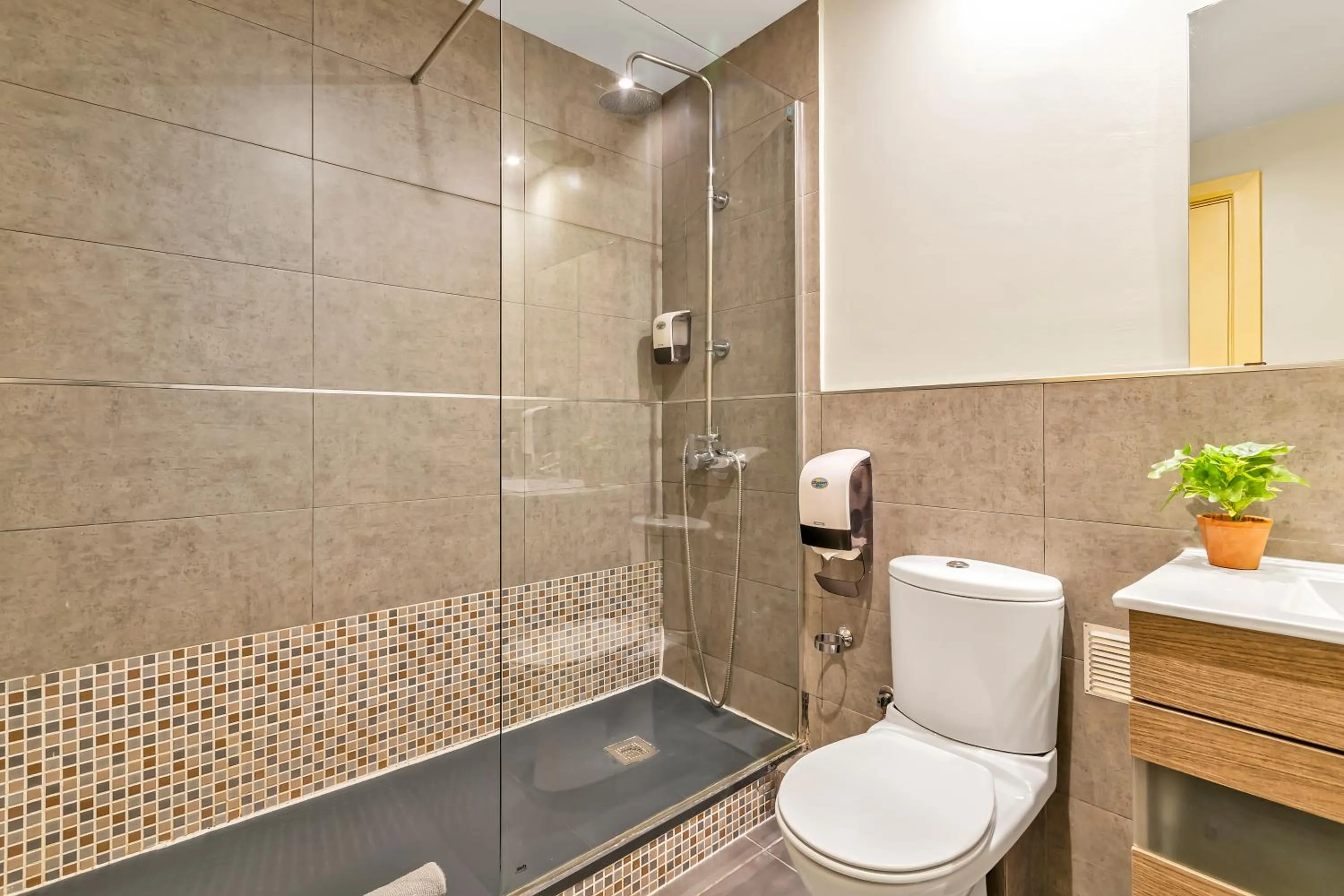 Bathroom in Suite Home Sagrada Familia