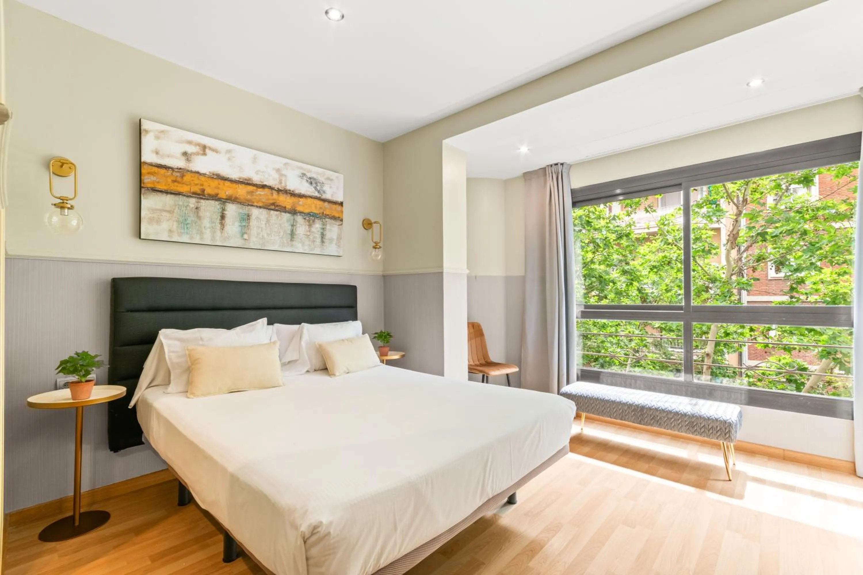 Bedroom, Bed in Suite Home Sagrada Familia