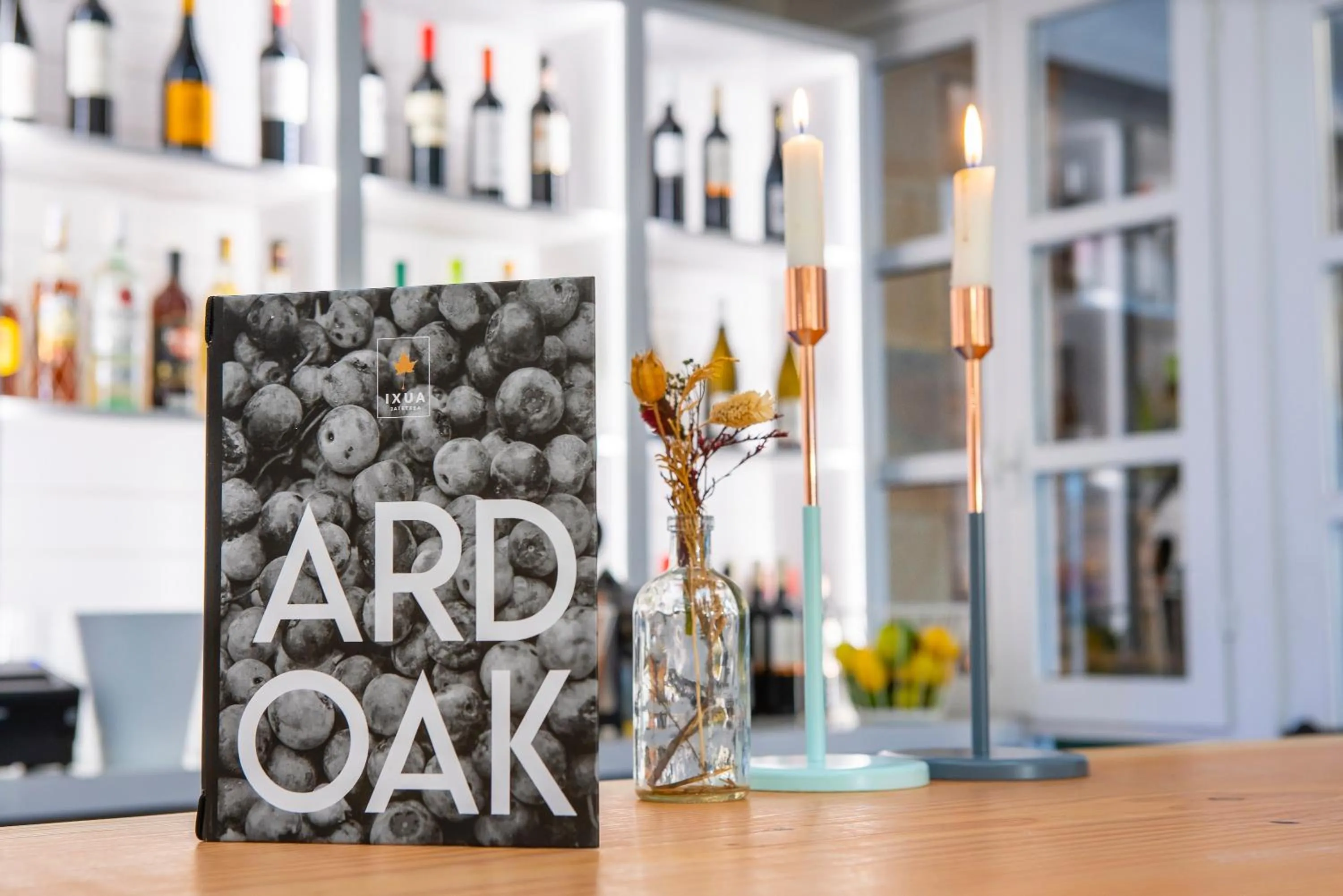 Restaurant/places to eat in IXUA Hotela