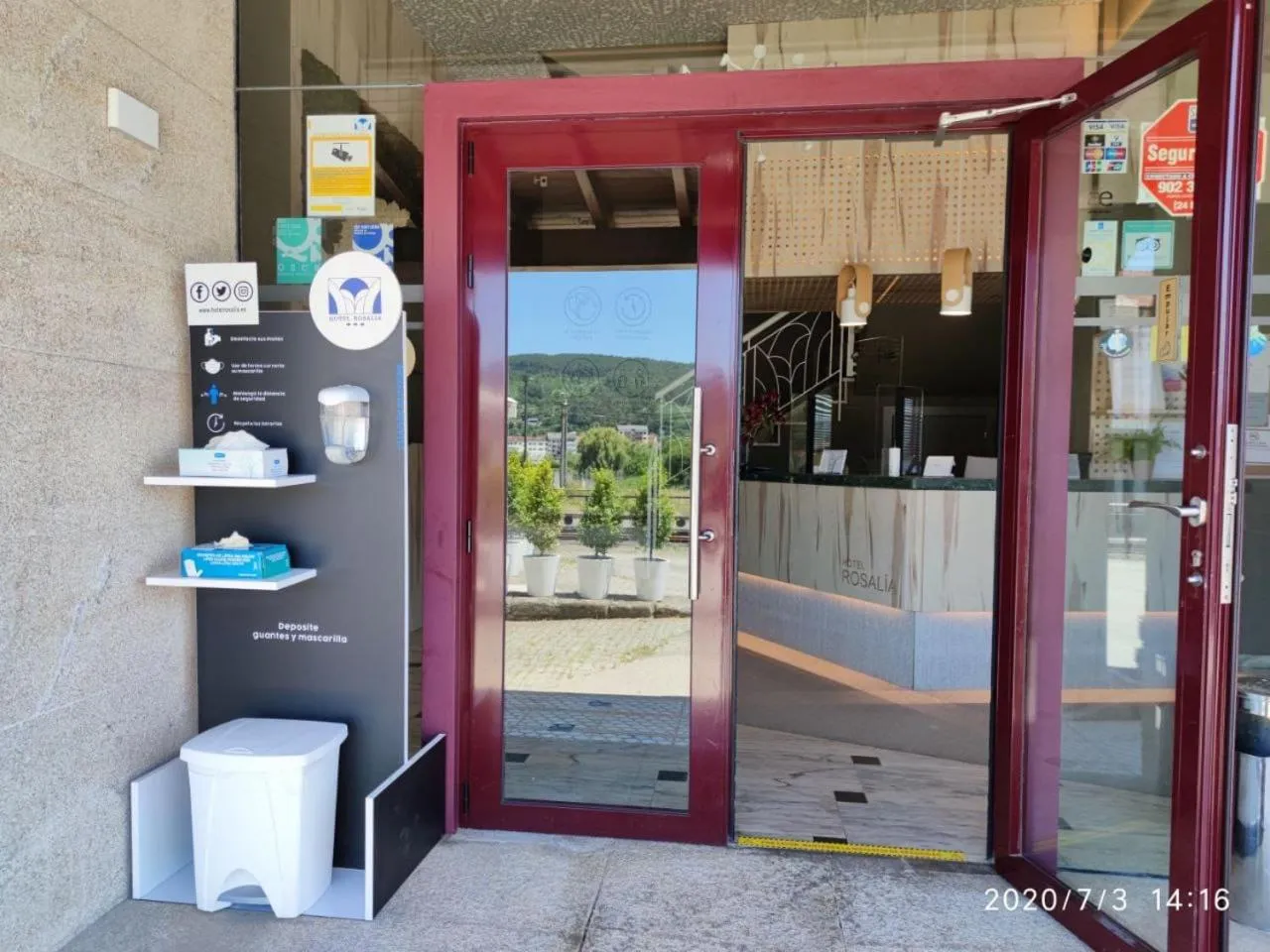 Lobby or reception in Hotel Rosalía