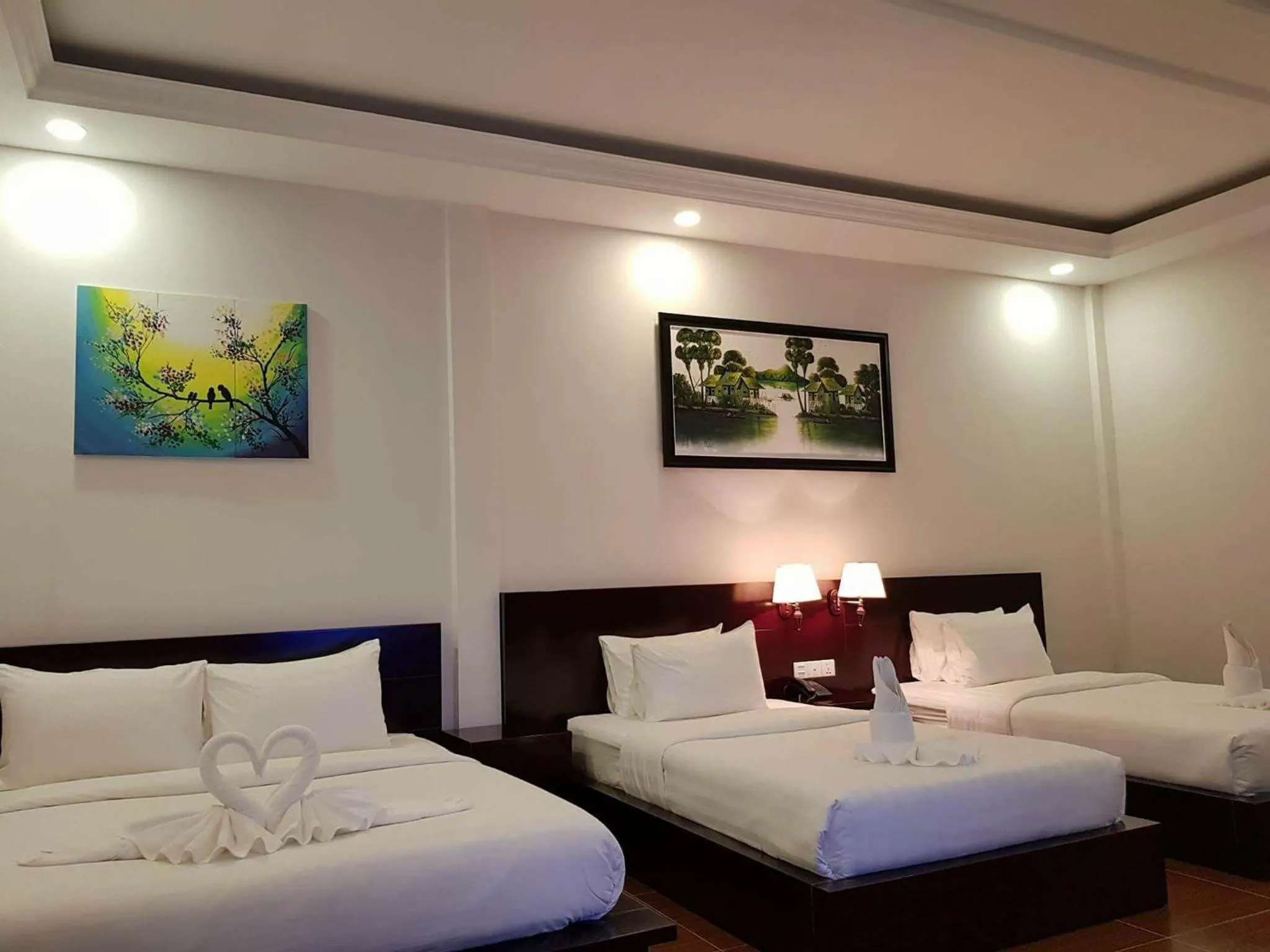 Photo of the whole room, Bed in Apple Hotel Two - Near Phnom Penh Airport