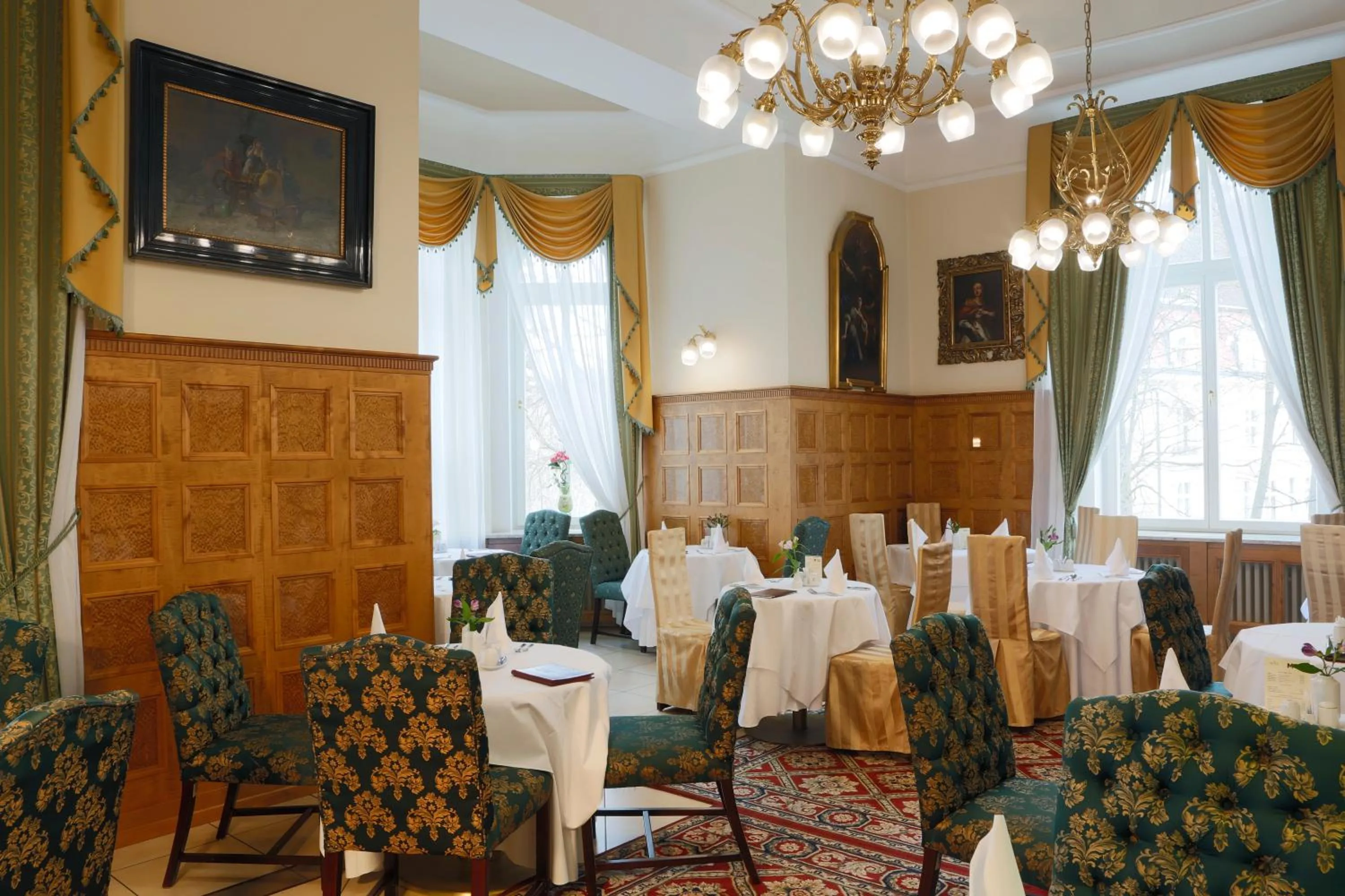 Restaurant/places to eat in Bristol Georgy House