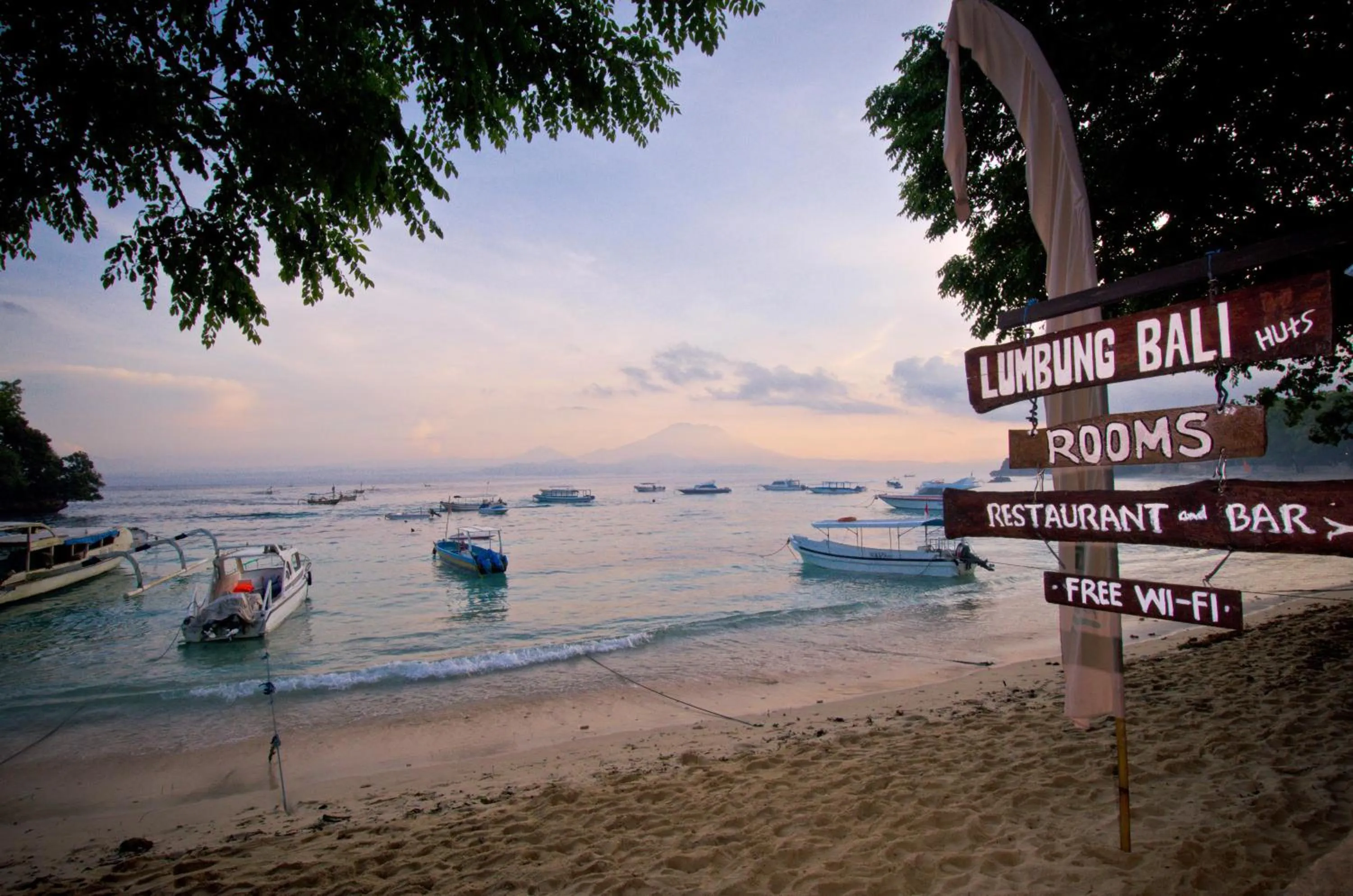 Area and facilities in Lumbung Bali Huts