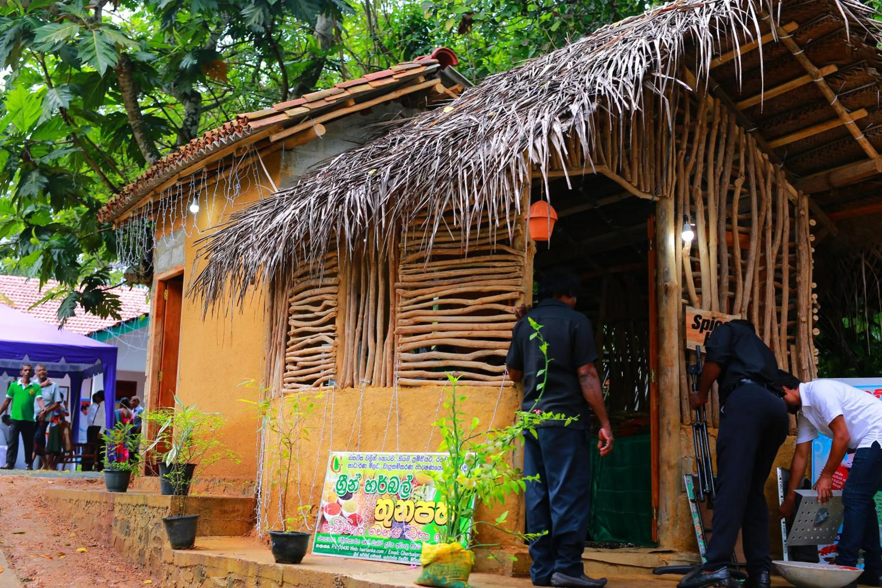 Restaurant/places to eat in Green Herbal Ayurvedic Eco-Lodge