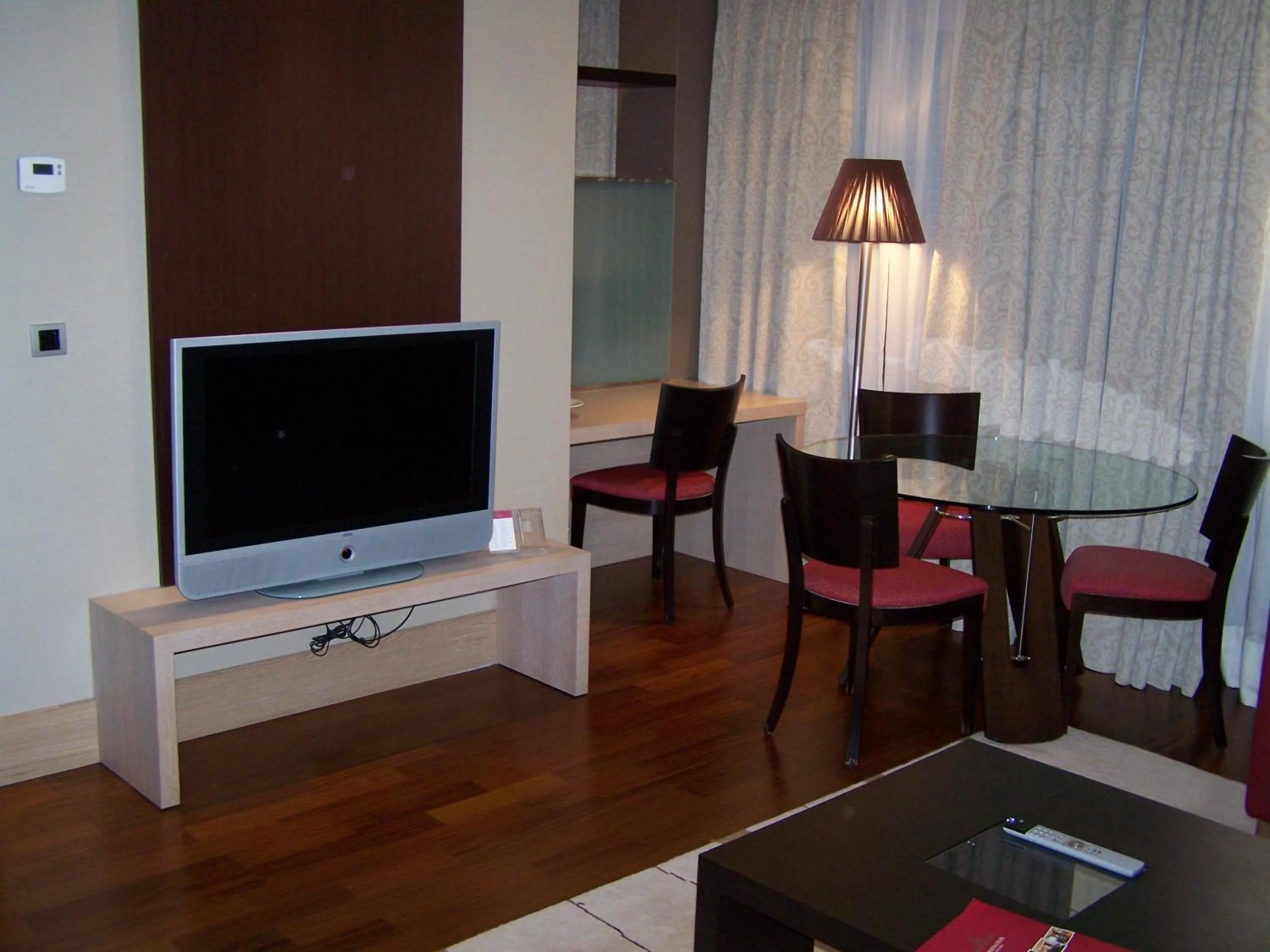 Living room in Washington Parquesol Suites & Hotel