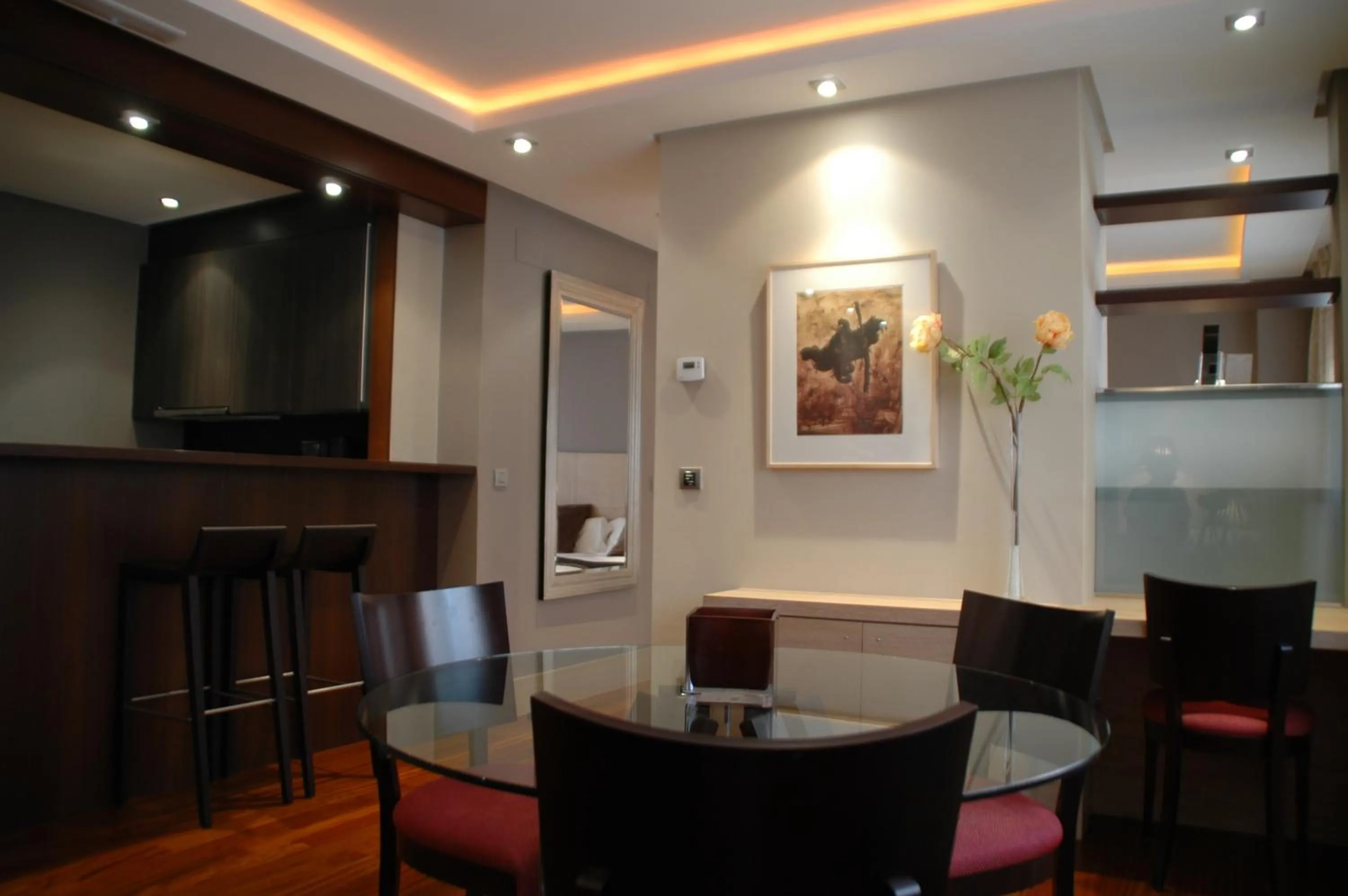 Living room in Washington Parquesol Suites & Hotel