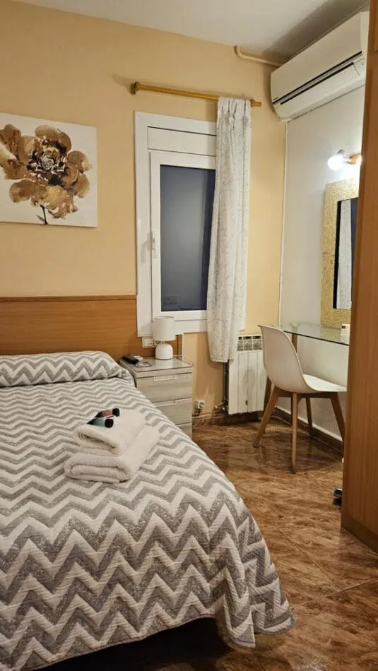 Bed in Hostal Rio De Castro