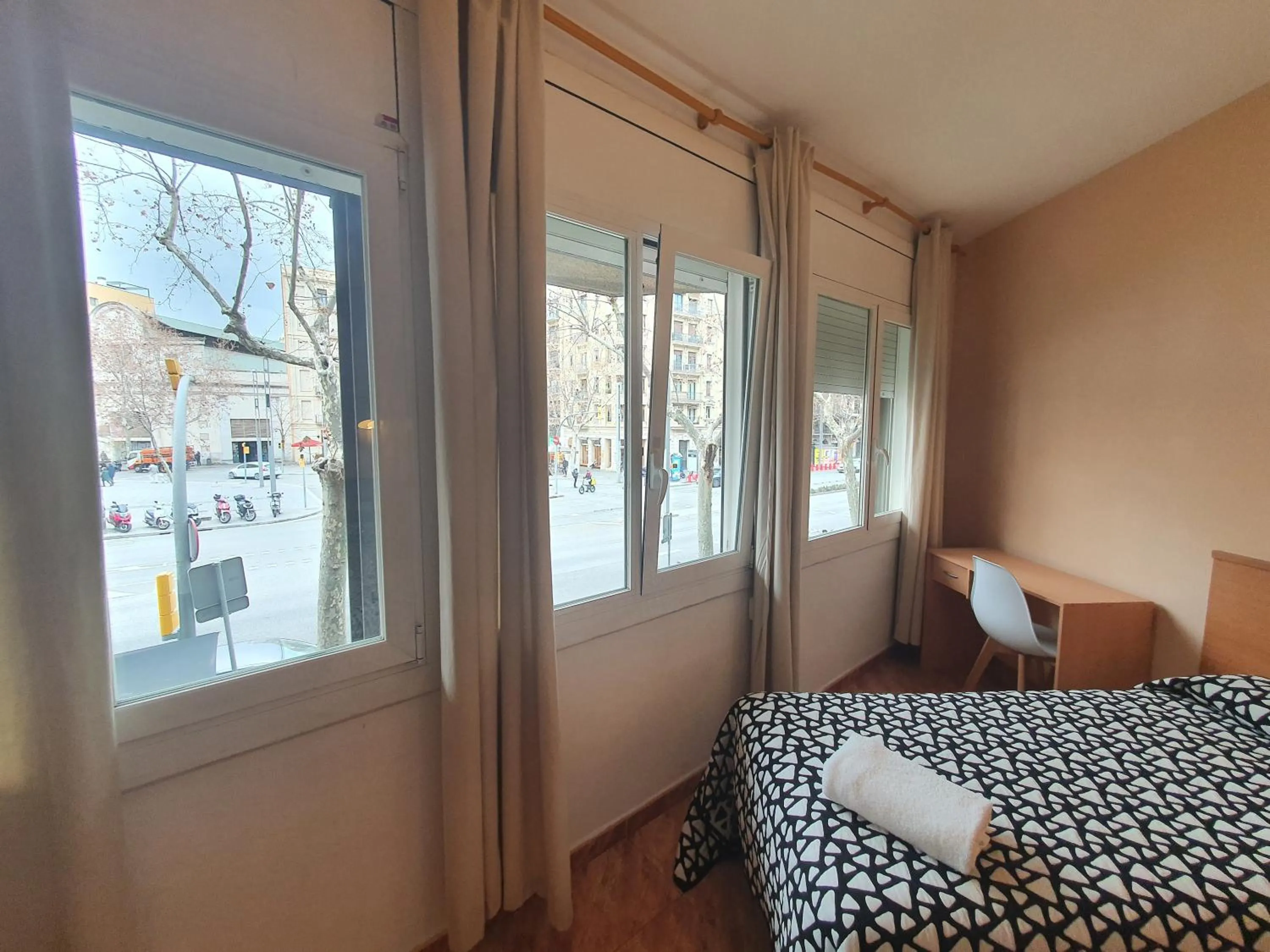 Photo of the whole room, Bed in Hostal Rio De Castro