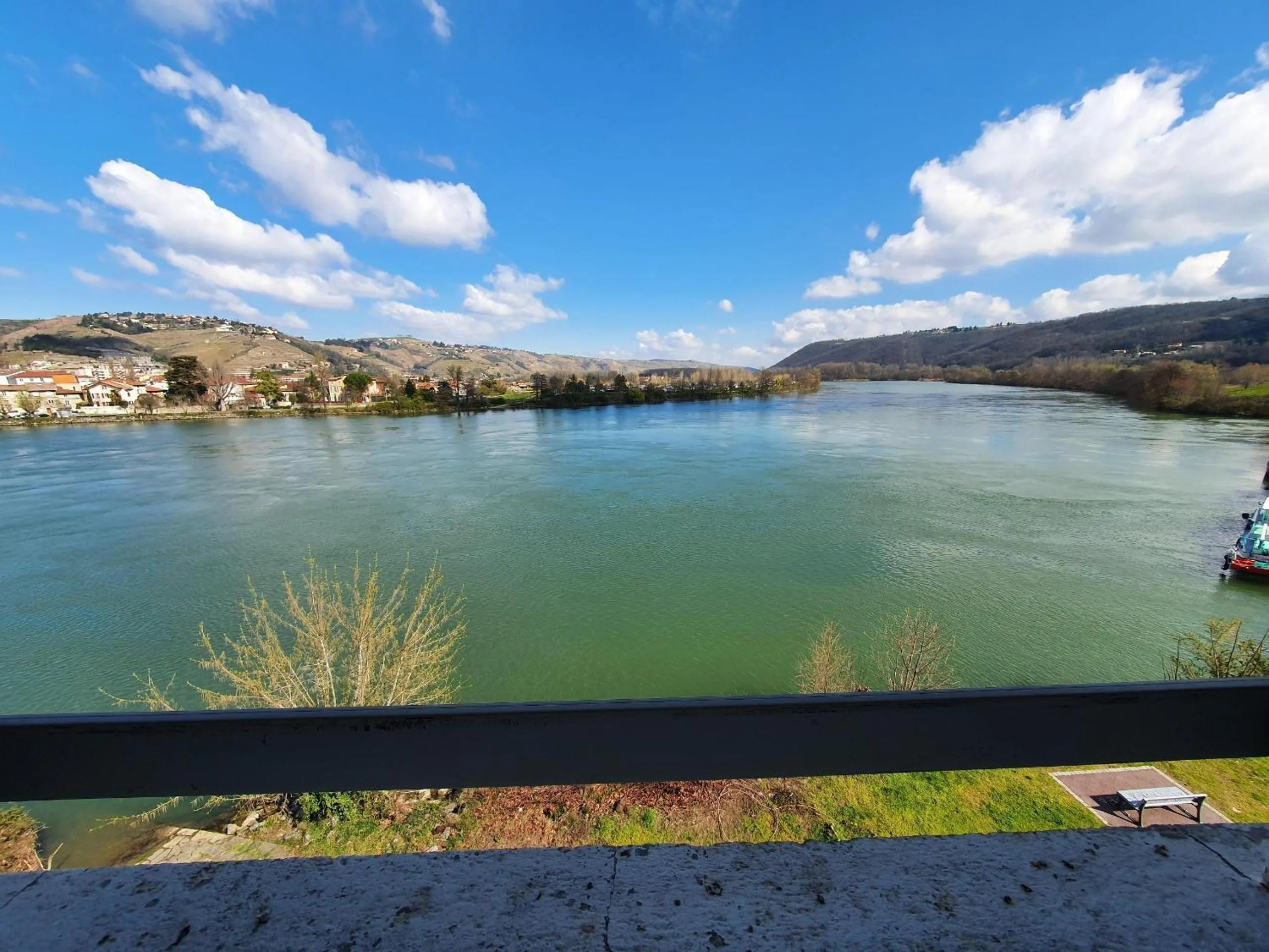 Logis Hôtel Le Bellevue