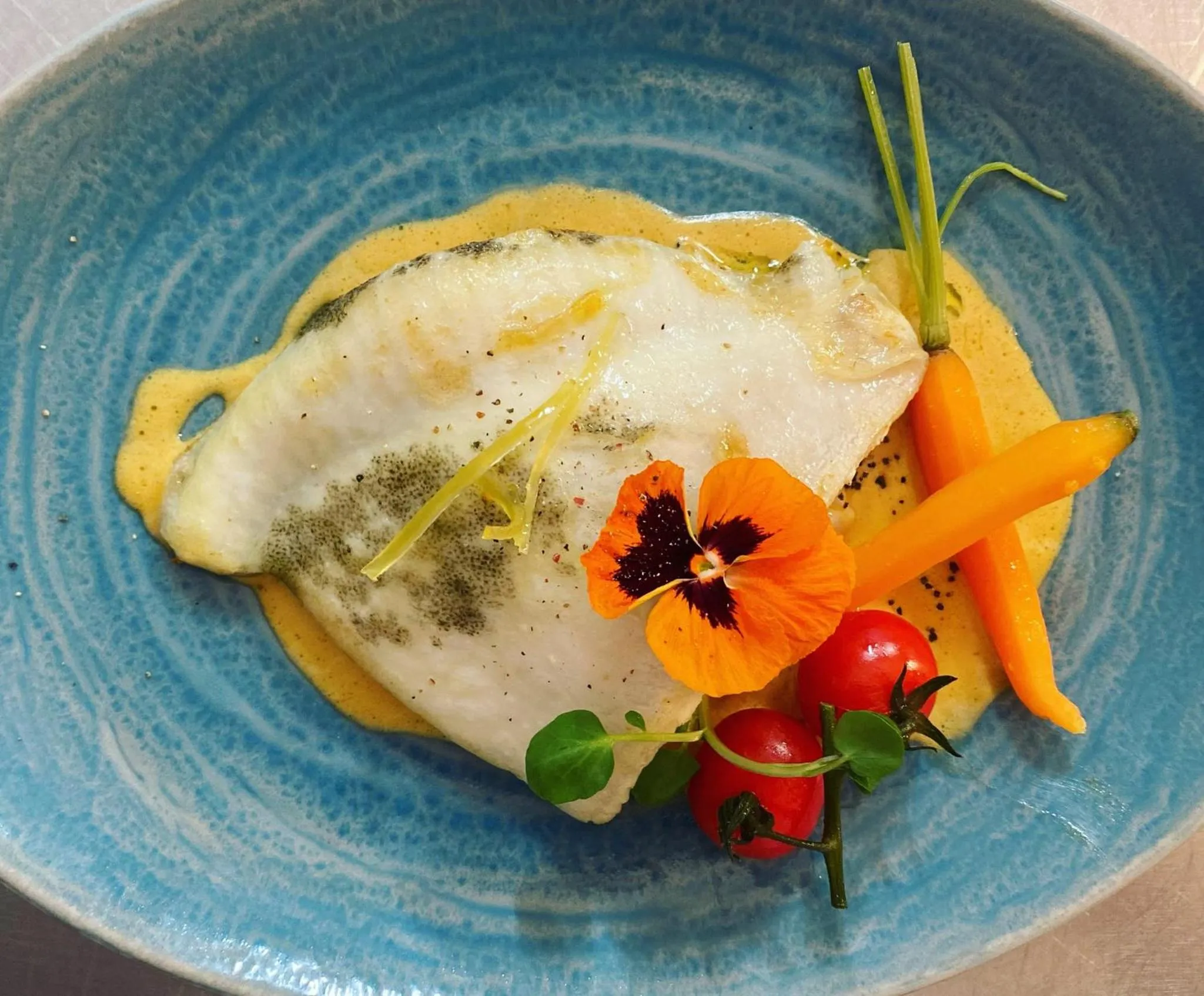 Restaurant/places to eat in Logis Hôtel Le Bellevue